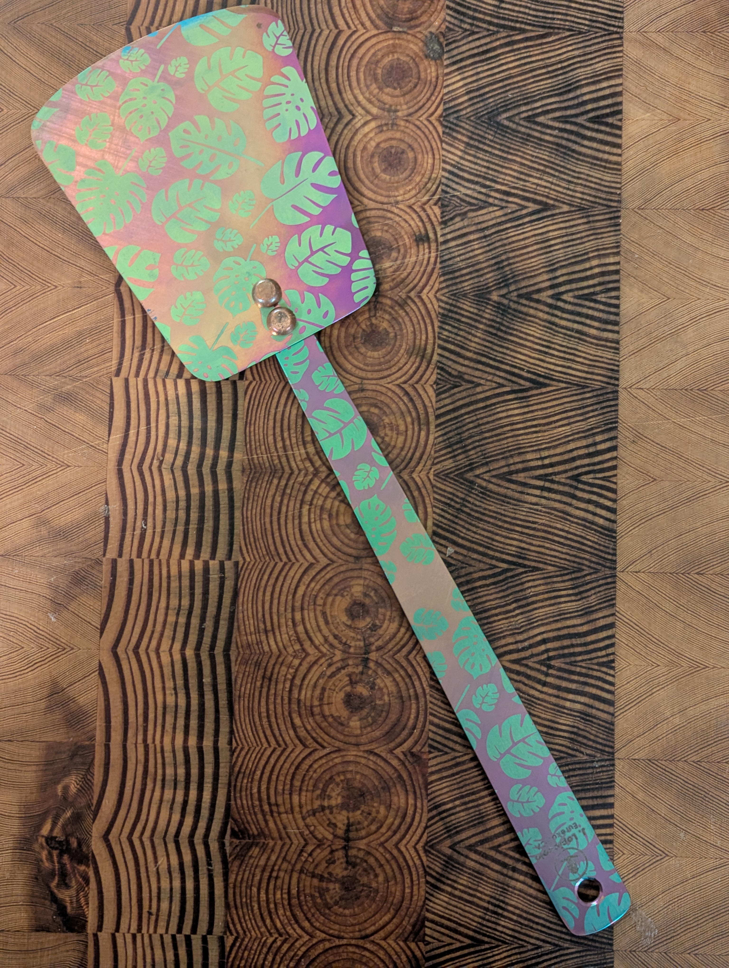 Anodized Titanium Spatula with Monstera Pattern