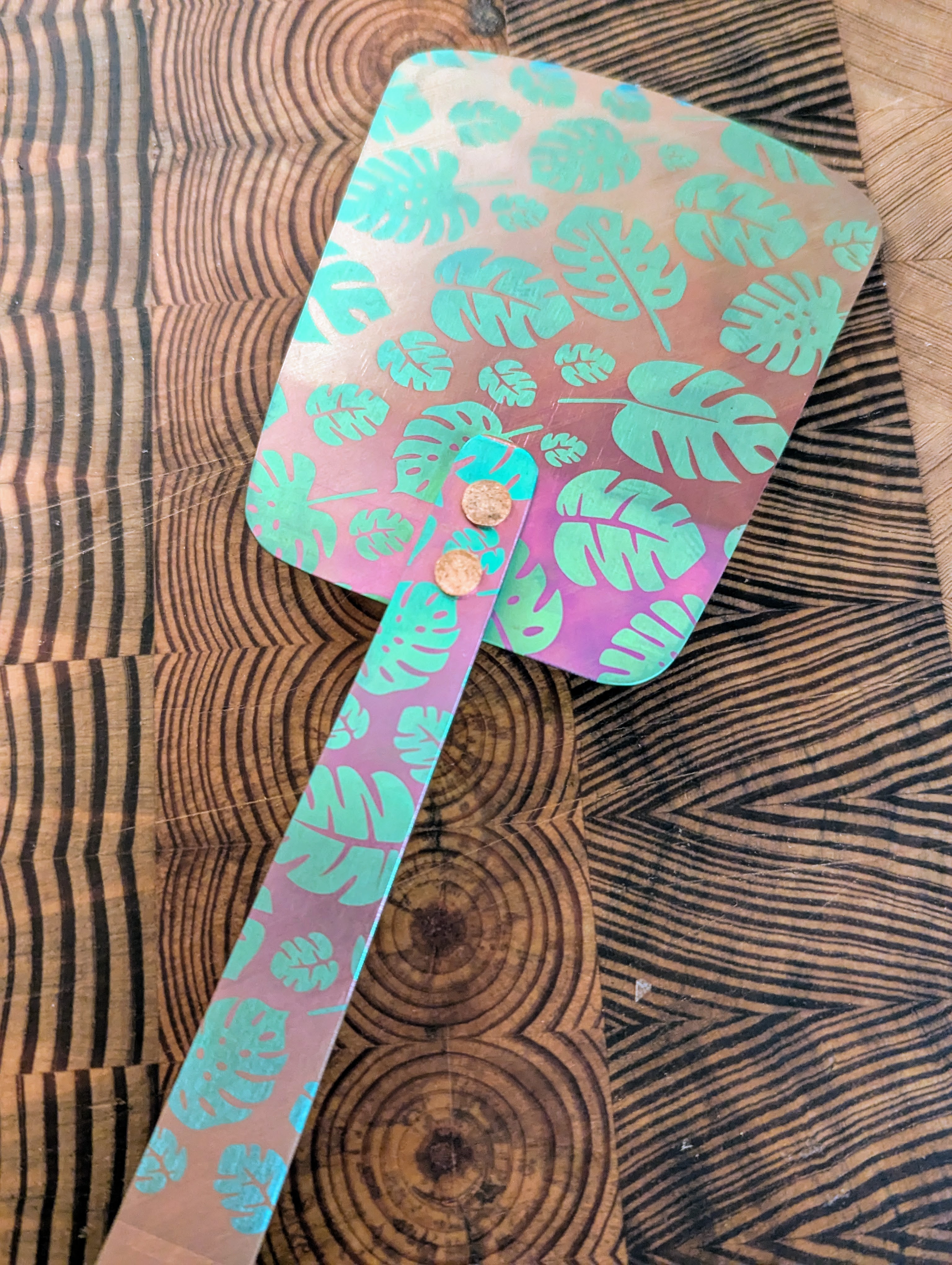 Anodized Titanium Spatula with Monstera Pattern