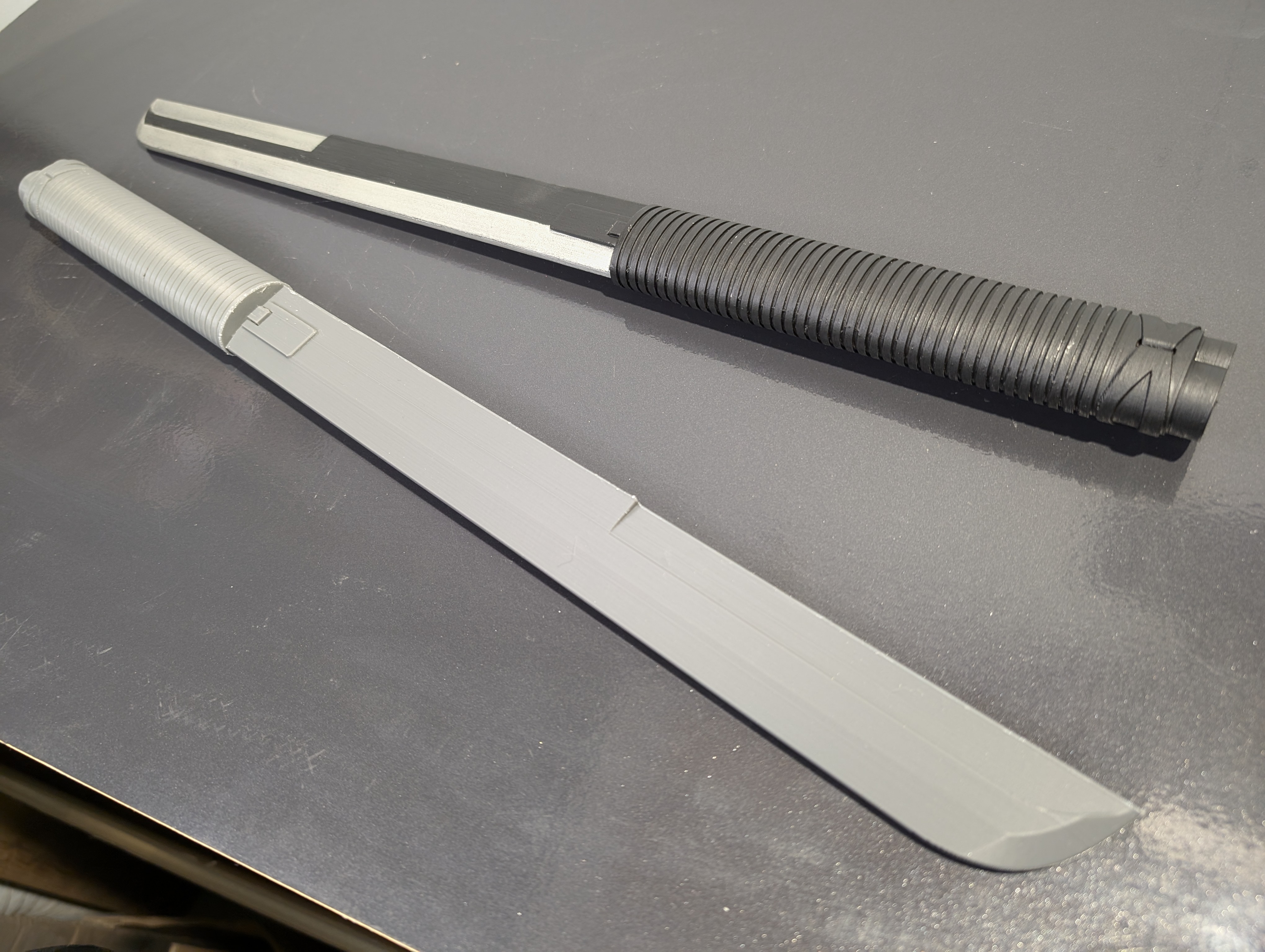 Gurney Halleck Knife