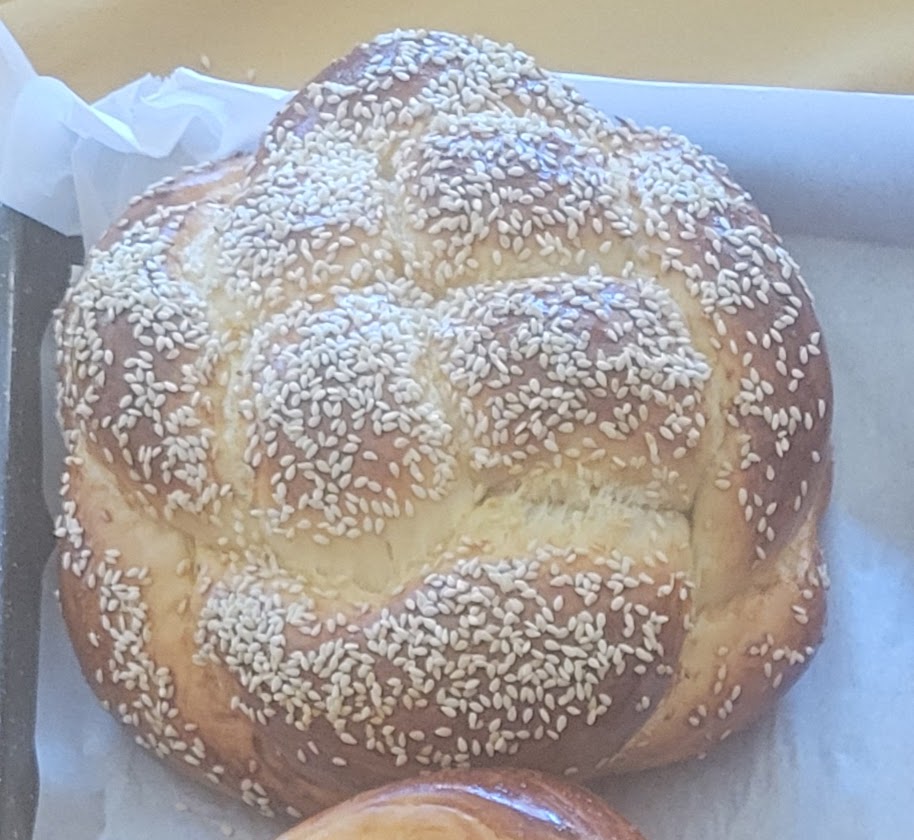 Sesame seed challah bread