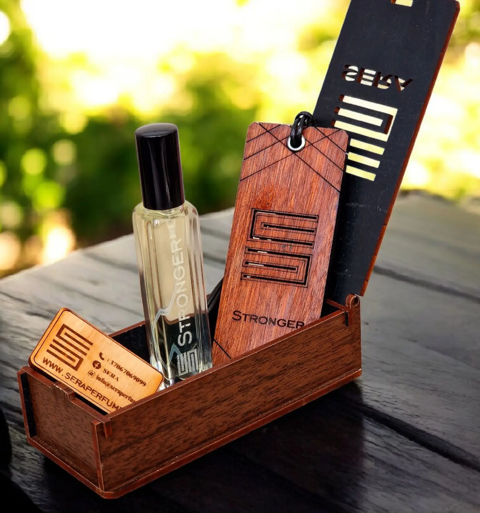 Pakabinamas automobilio kvapo rinkinys