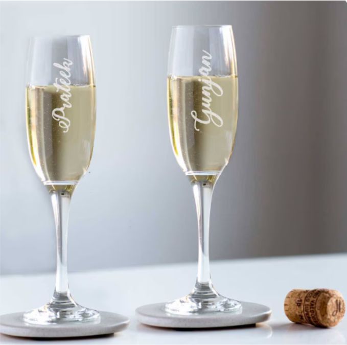 Personalised Couple Champagne Glasses (Personalised)
