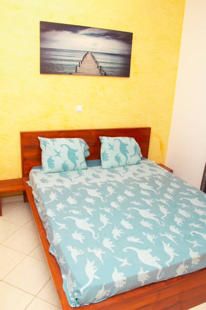 Appartement F4 Meublé