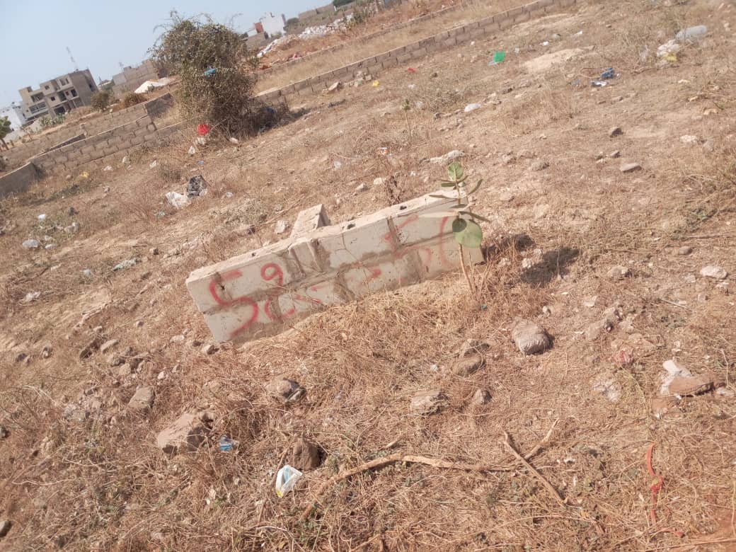 Terrain de 150 m² avec Titre Foncier