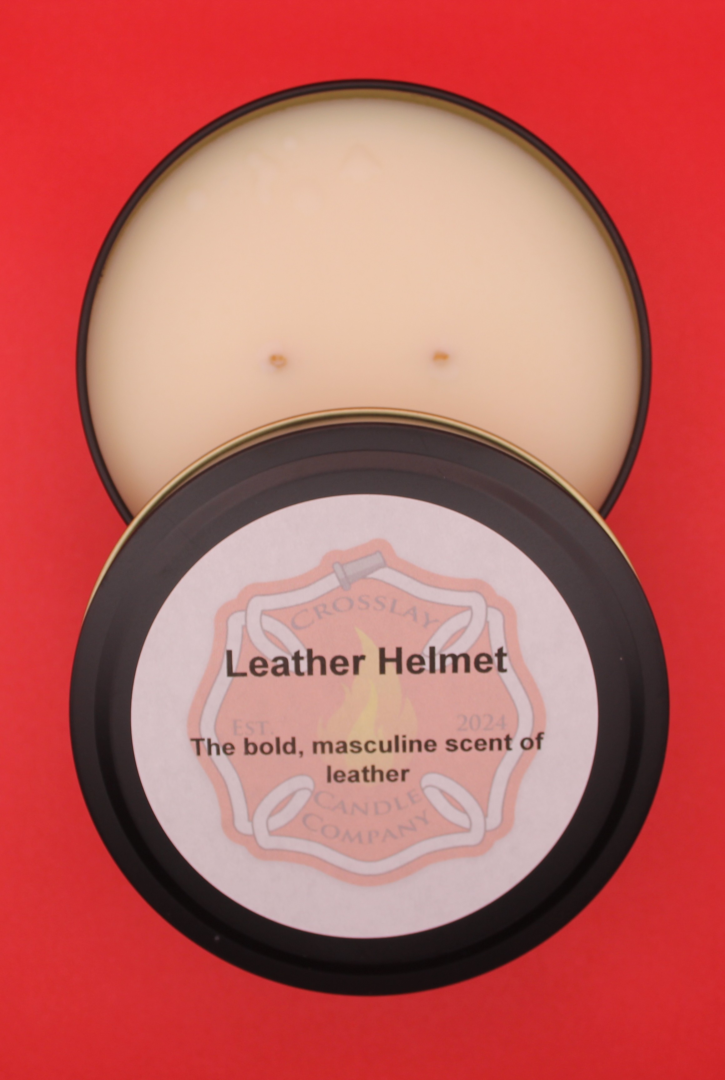 Leather Helmet 12 oz Candle