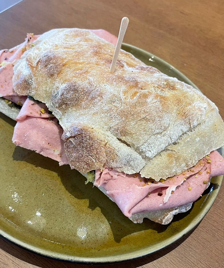 Sanduíche de ciabatta