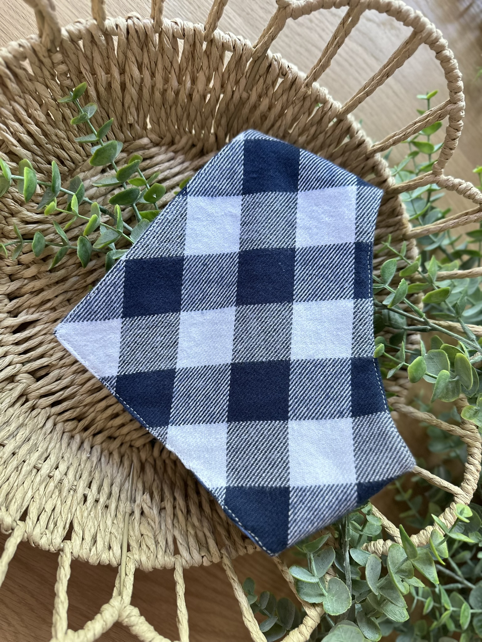 Handmade 100% Cotton/ Fleece Reversible Snap Bandana Bib for 3-6 months