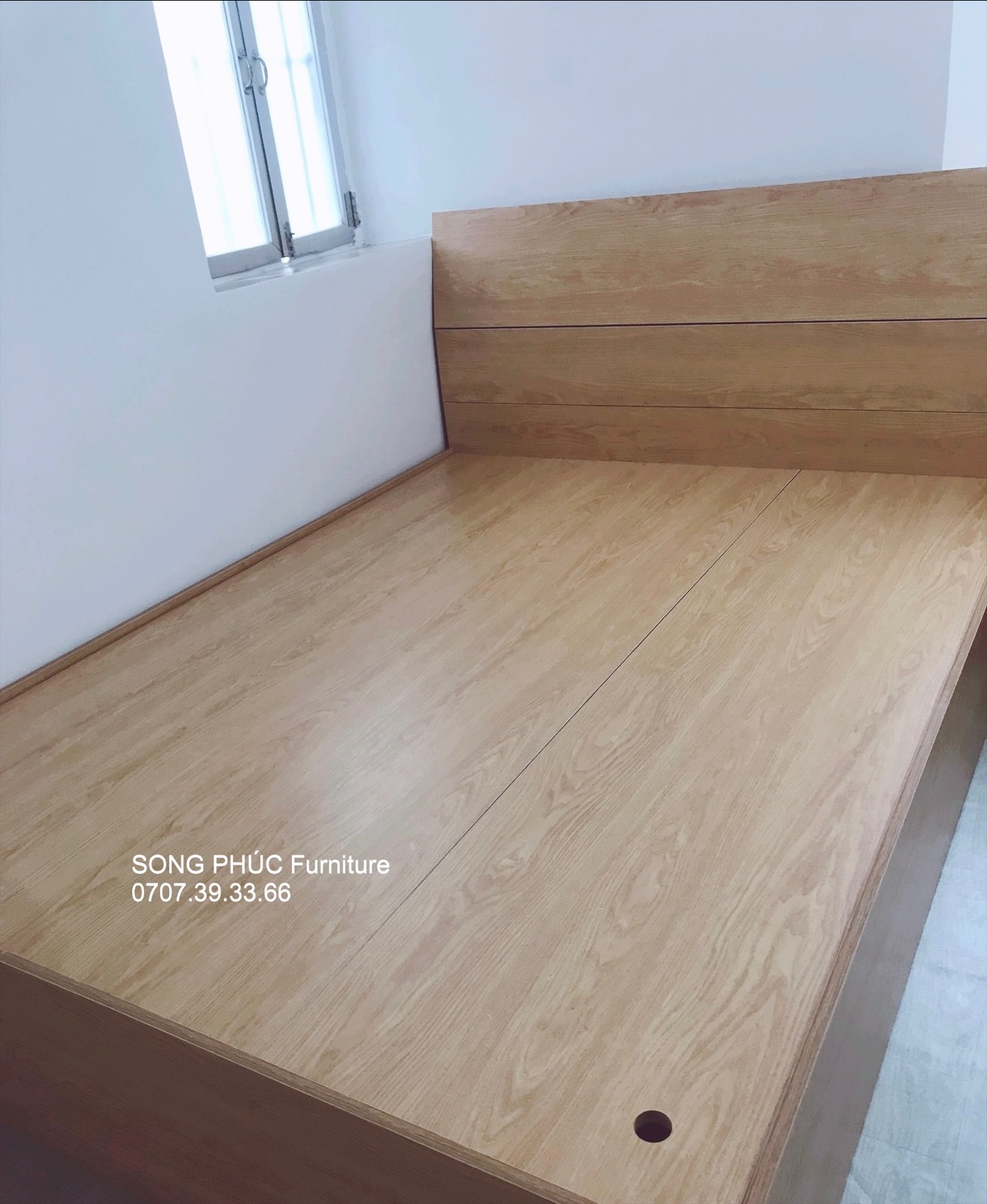 Giường Ngủ Gia Đình Gỗ Công Nghiệp Hiện Đại SP-205