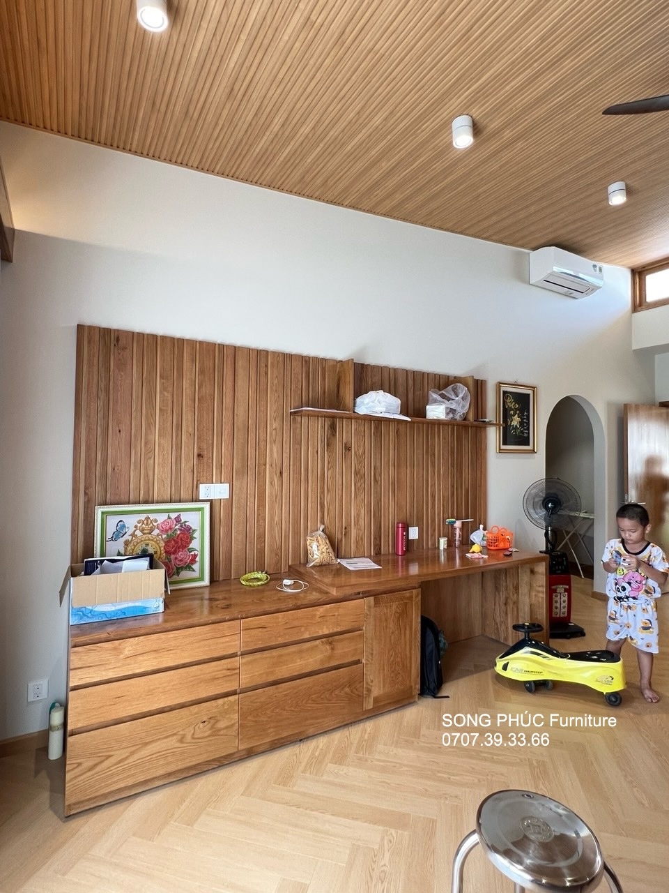 Thi Công Nội Thất Biệt Thự Nhà Vườn Gỗ Sồi Tự Nhiên.