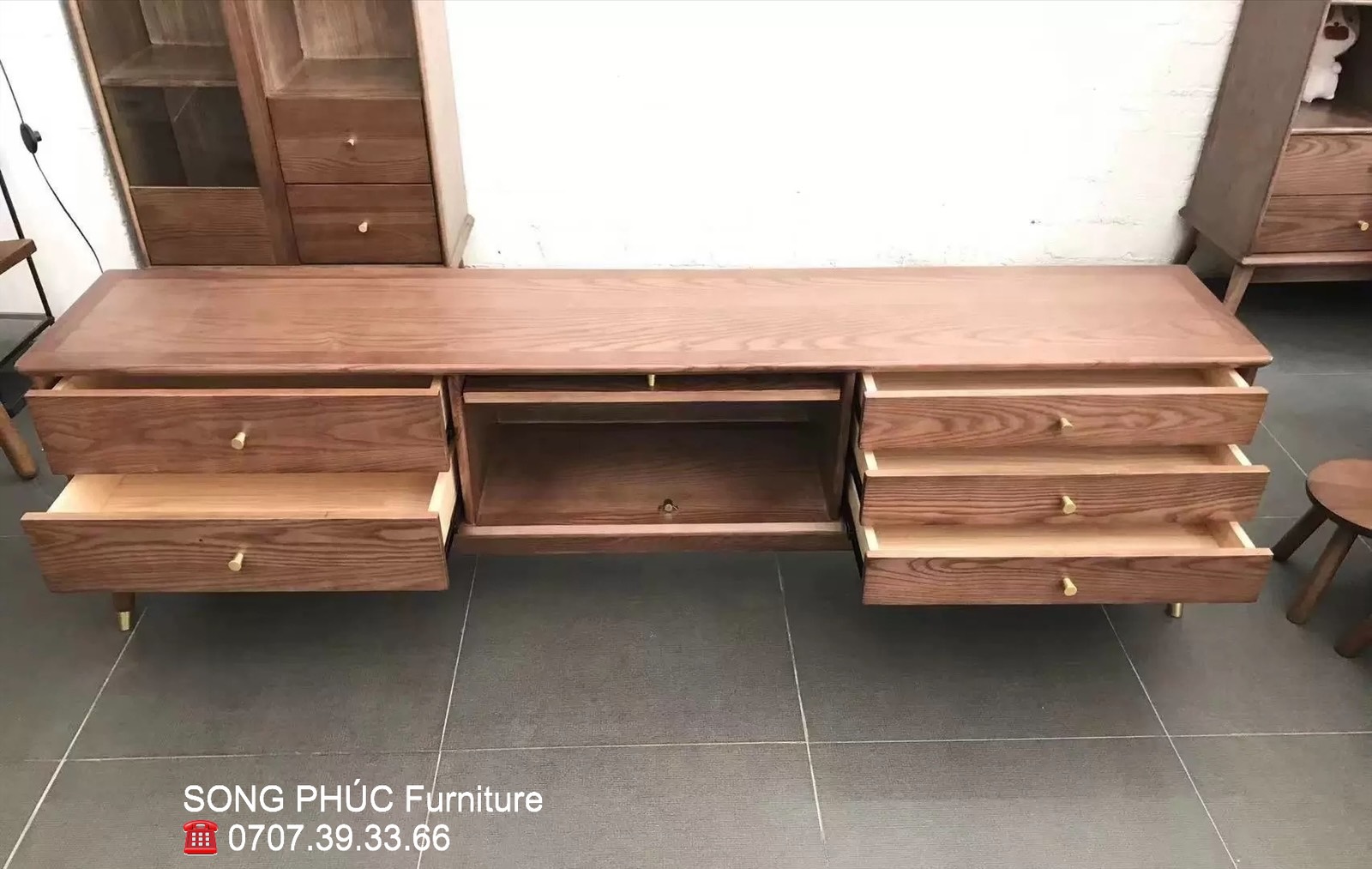 Tủ Kệ Tivi Phòng Khách Rẻ Tiện Ích  SP-906