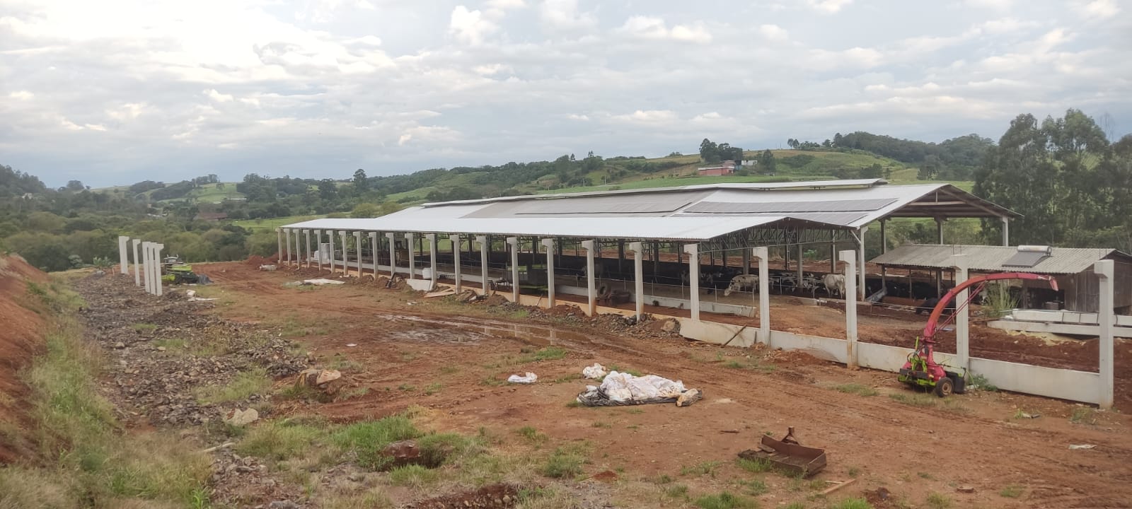 Propriedade de 10,4 hectares à beira da BR 282 em Paraíso/SC, com água mineral
