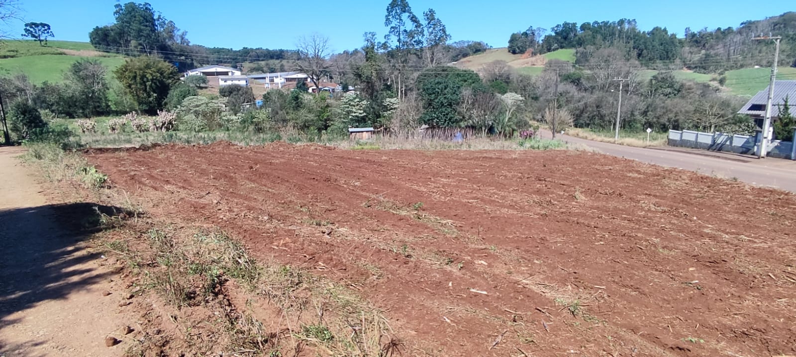 Vende 6 terrenos de 300 metros
