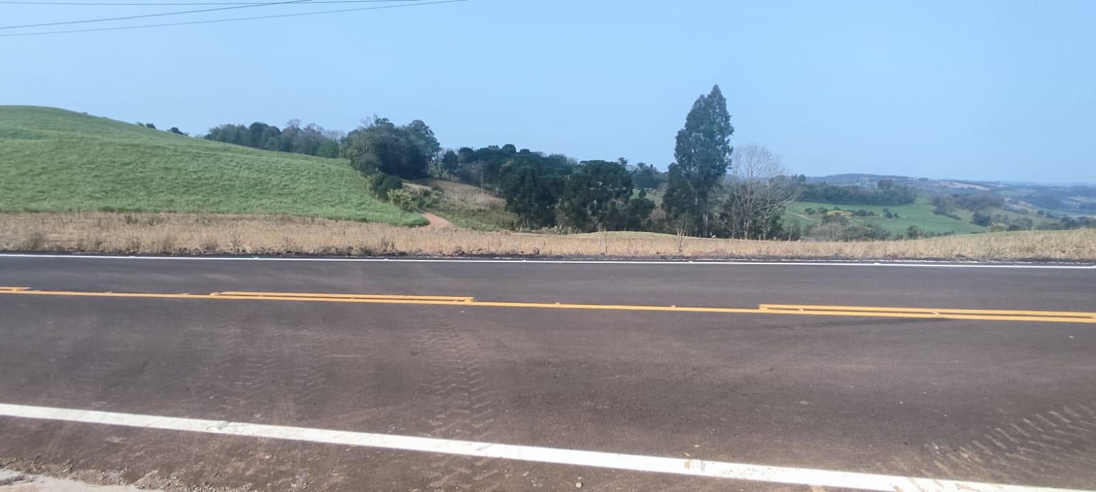 Chácara à Beira do Asfalto na Linha Limeira