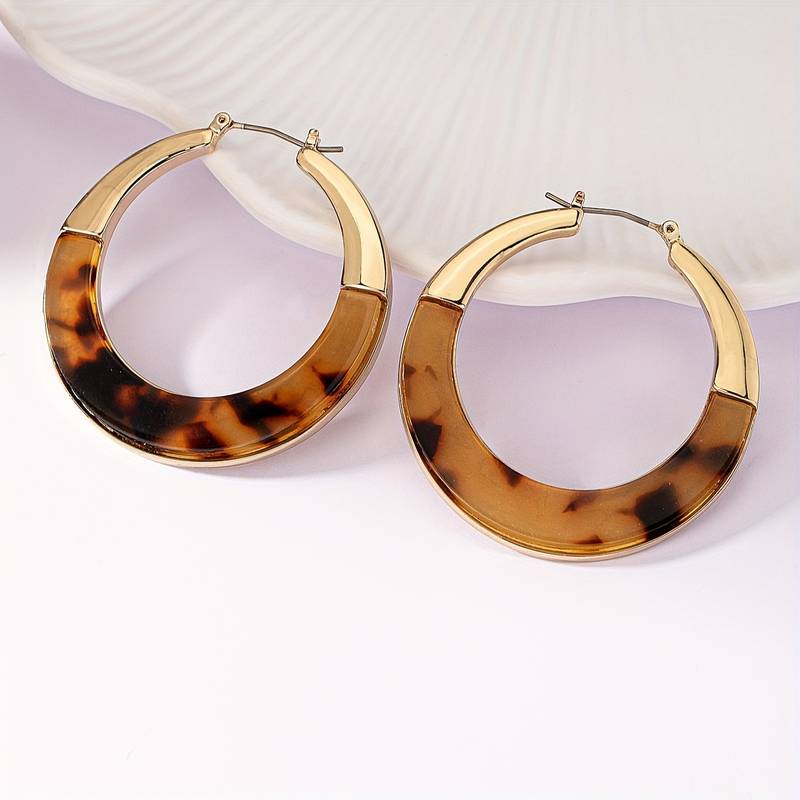 Vintage brown leopard resin hoop earrings 
