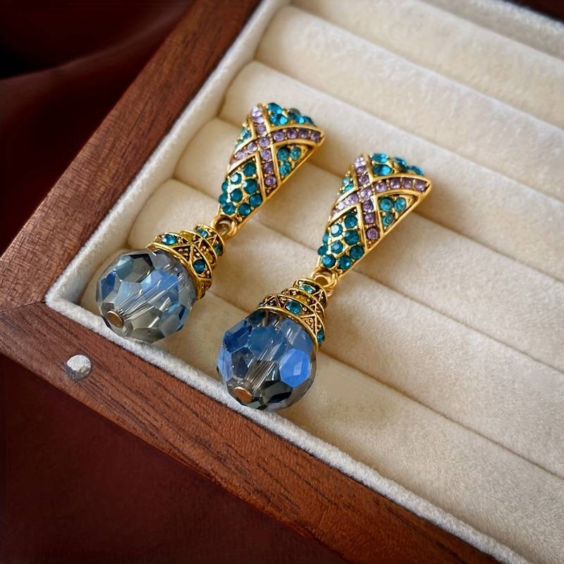 Elegant Dangle 18k Gold Plated Earrings. 