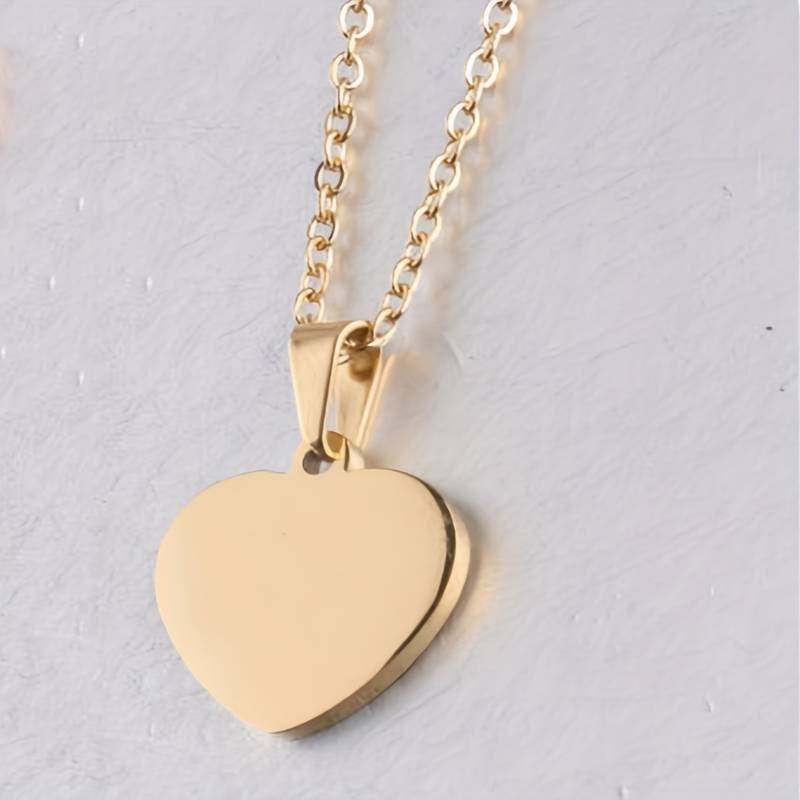  Simple  Heart Pendant Necklace Clavicle Chain For Men And Women
