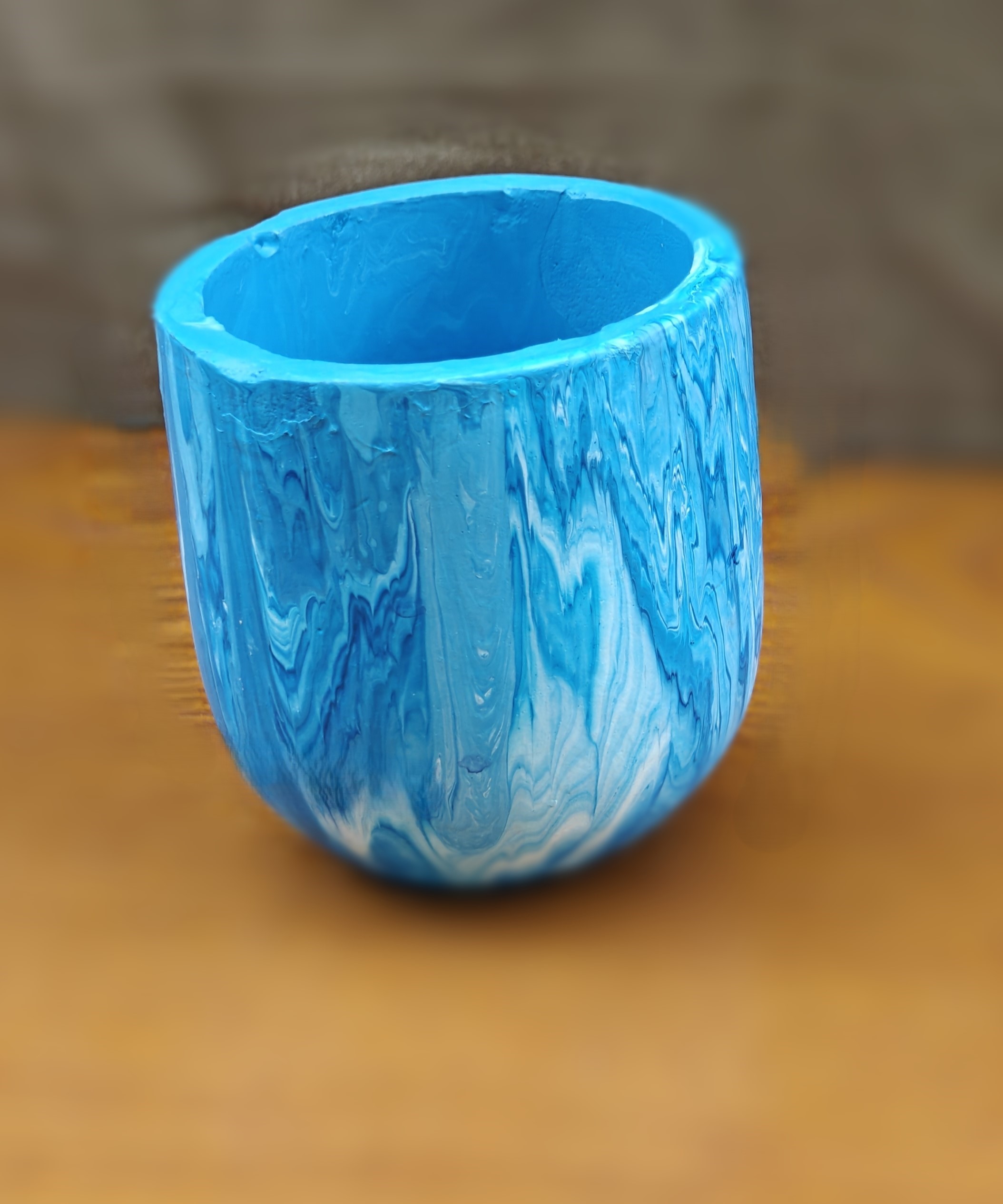 Ceramic cup decorated with in acrylic blue marble art 