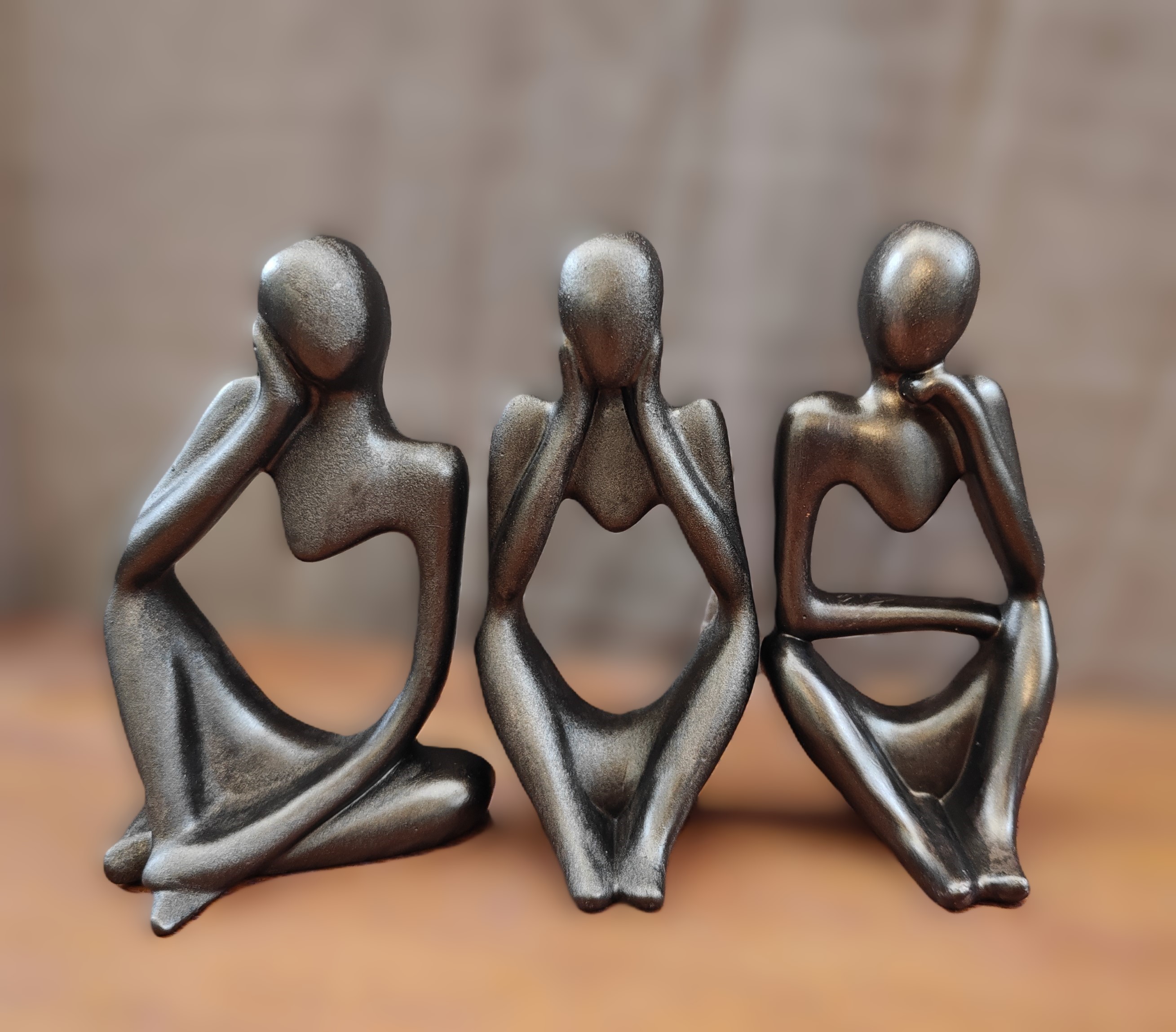 Abstract concrete thinker statues