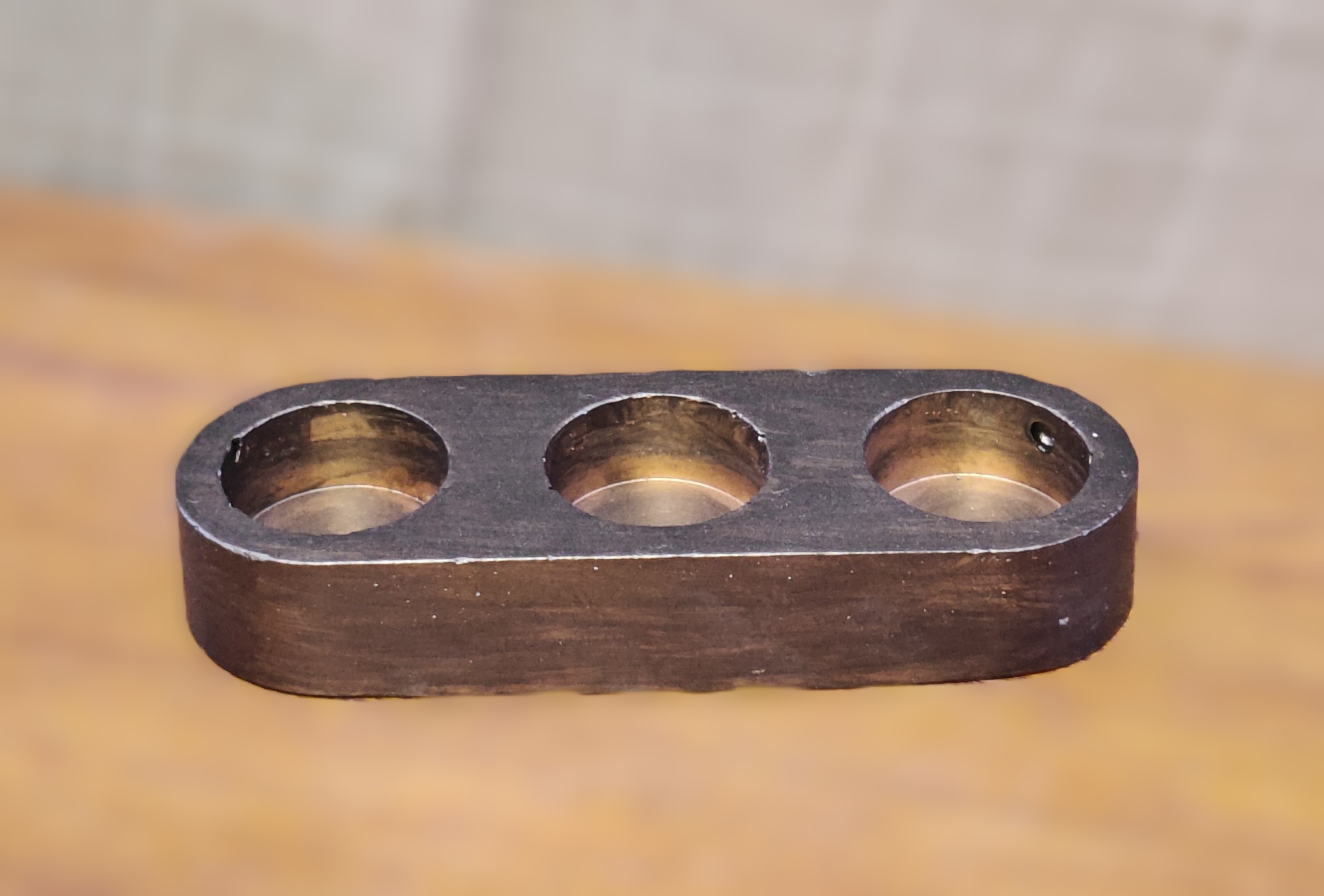 Ceramic  Wooden effect 3 hole Tealight Holder