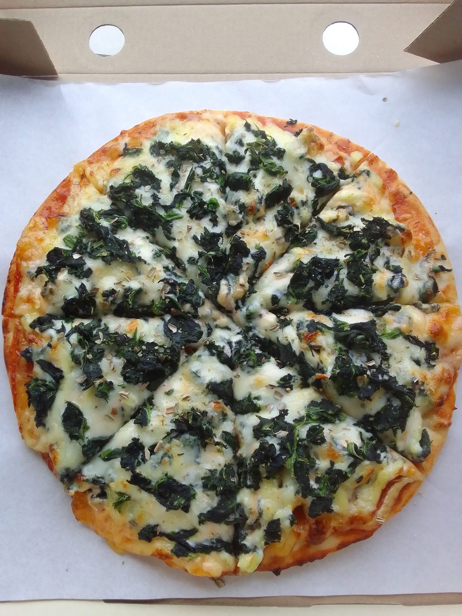ผักโขมชีส Spinach Cheese Pizza