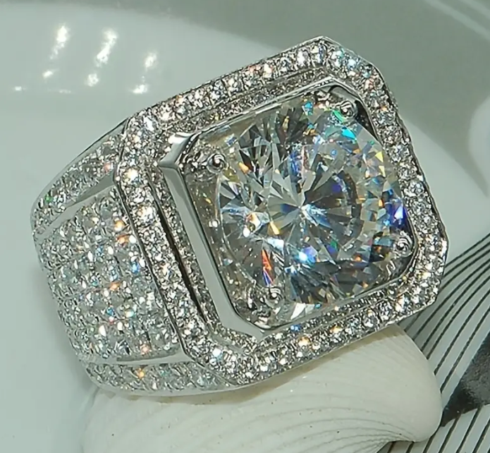 Mens Glossy Zircon Full Rhinestone Ring Funky Ring Accessory Jewelry