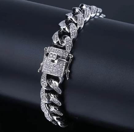 Men's Exaggerated Funky Artificial Diamonded Hip Hop Cuban Necklace