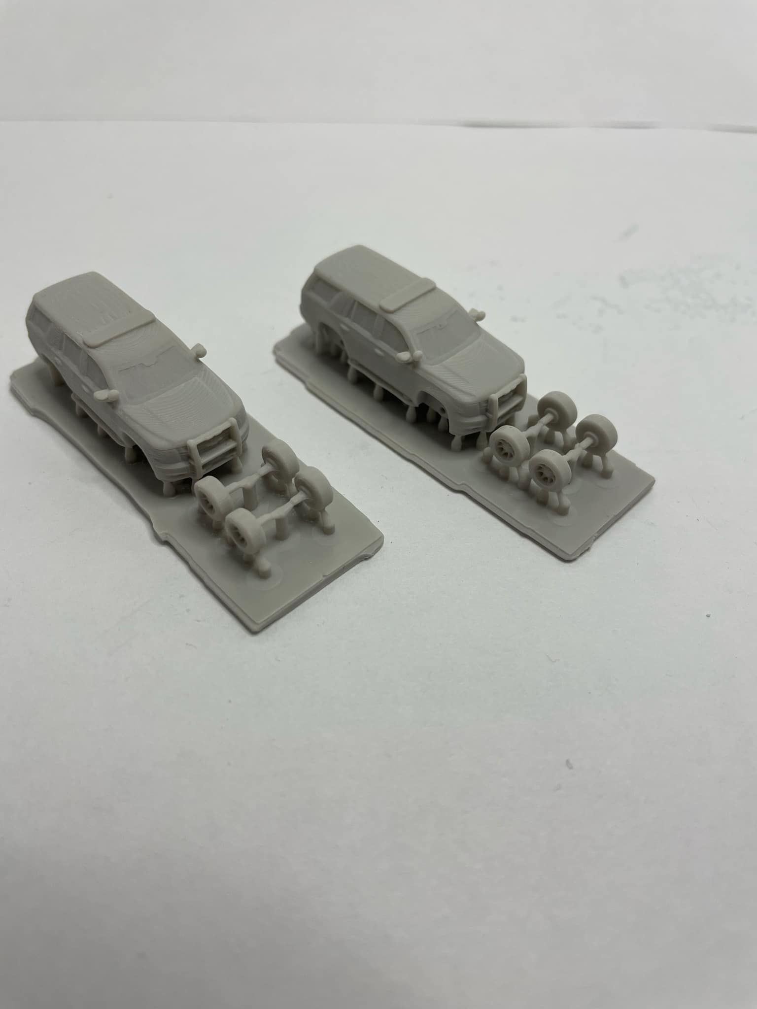 N Scale Police Tahoe Kit (2 Pack)