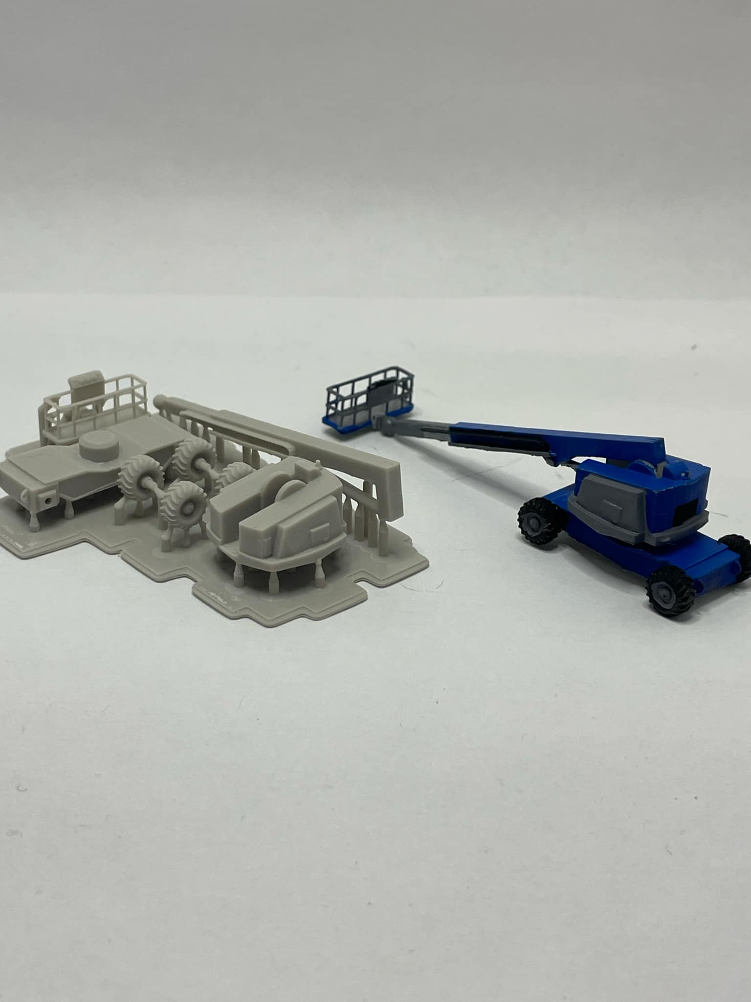 N Scale Sky Jack Man Lift 4x4 Kit