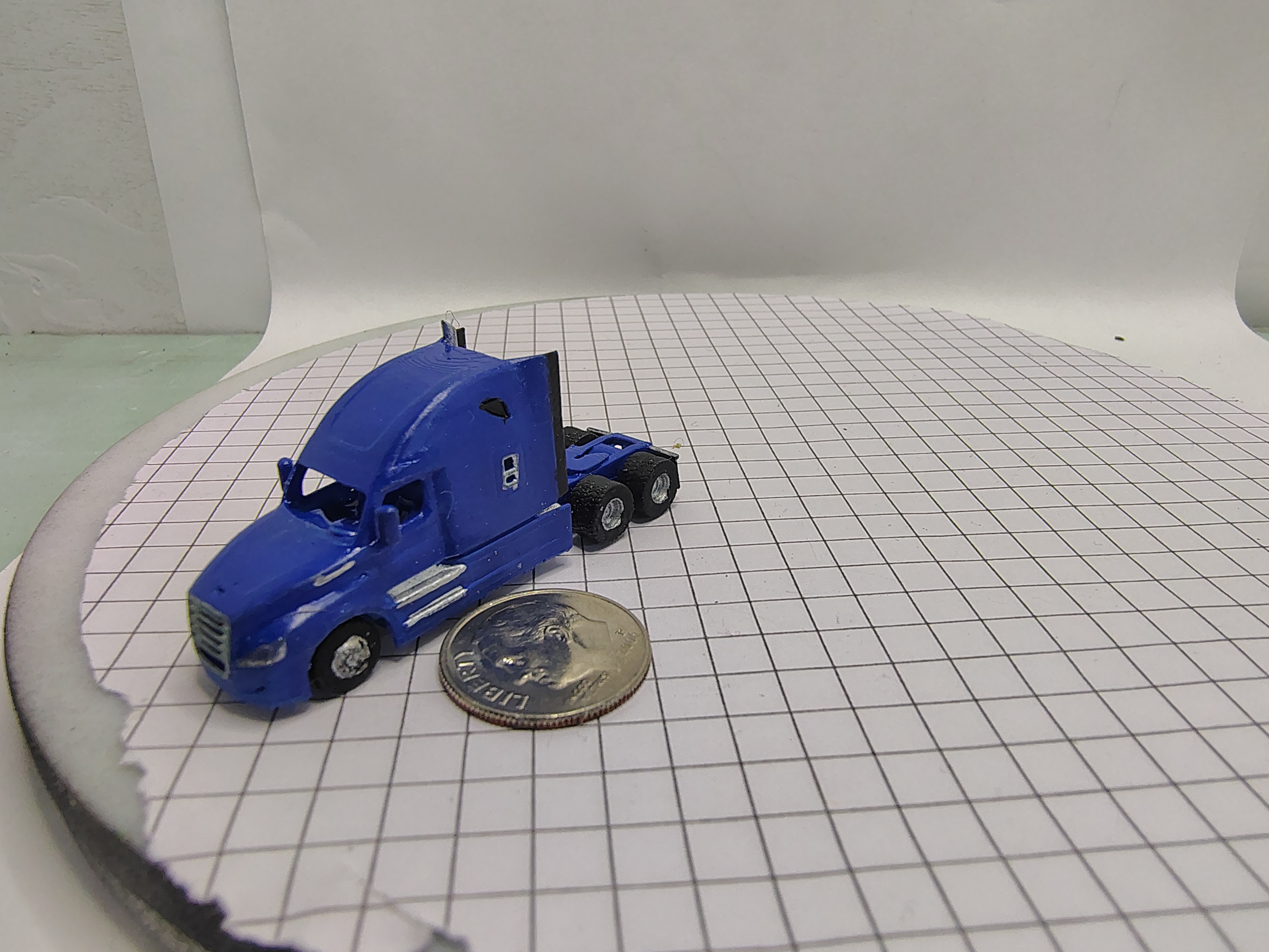 N Scale Freightliner Cascadia Sleeper 