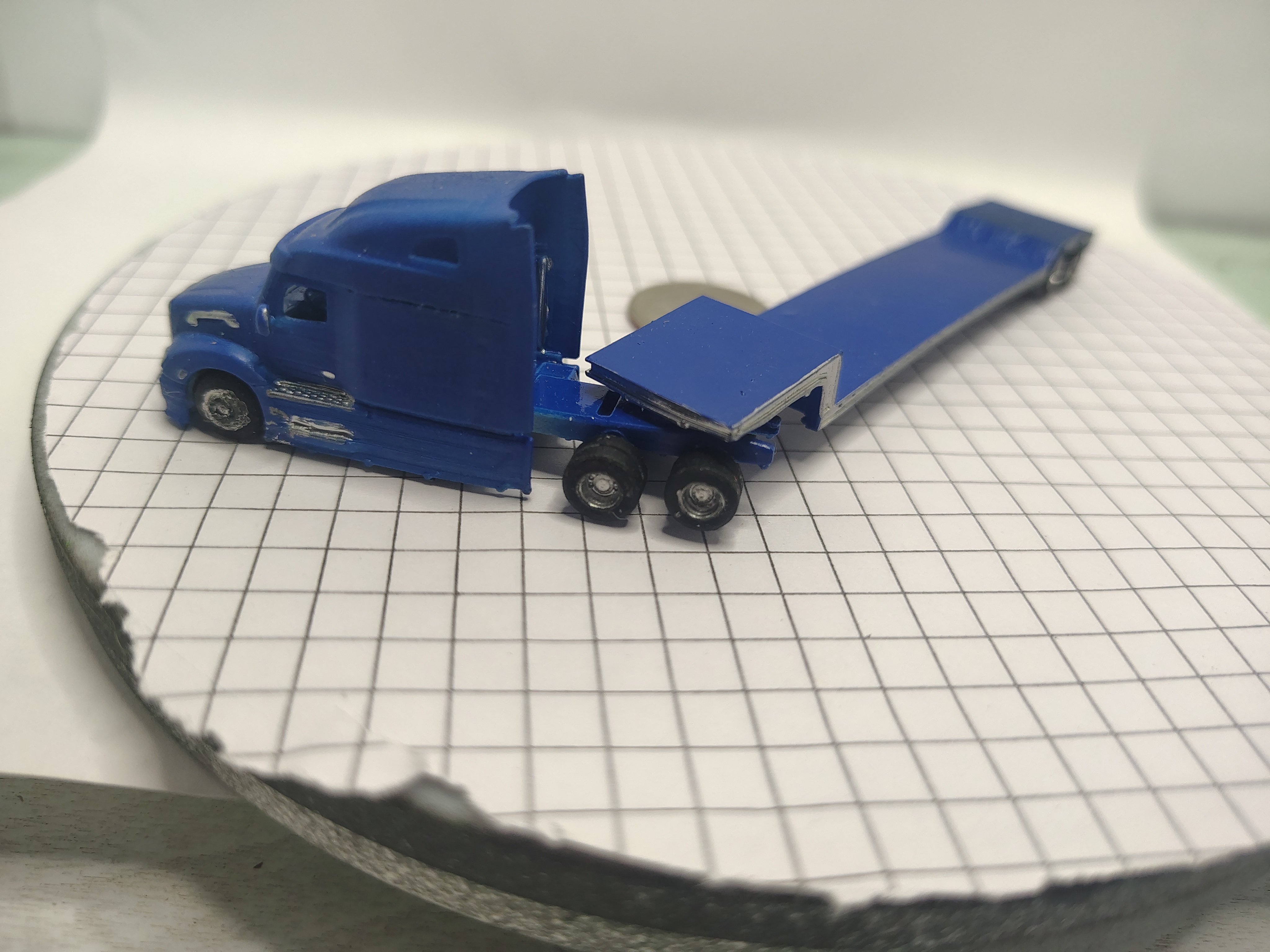 Blue Peterbilt 579 Sleeper with Drop Deck Flatbed set