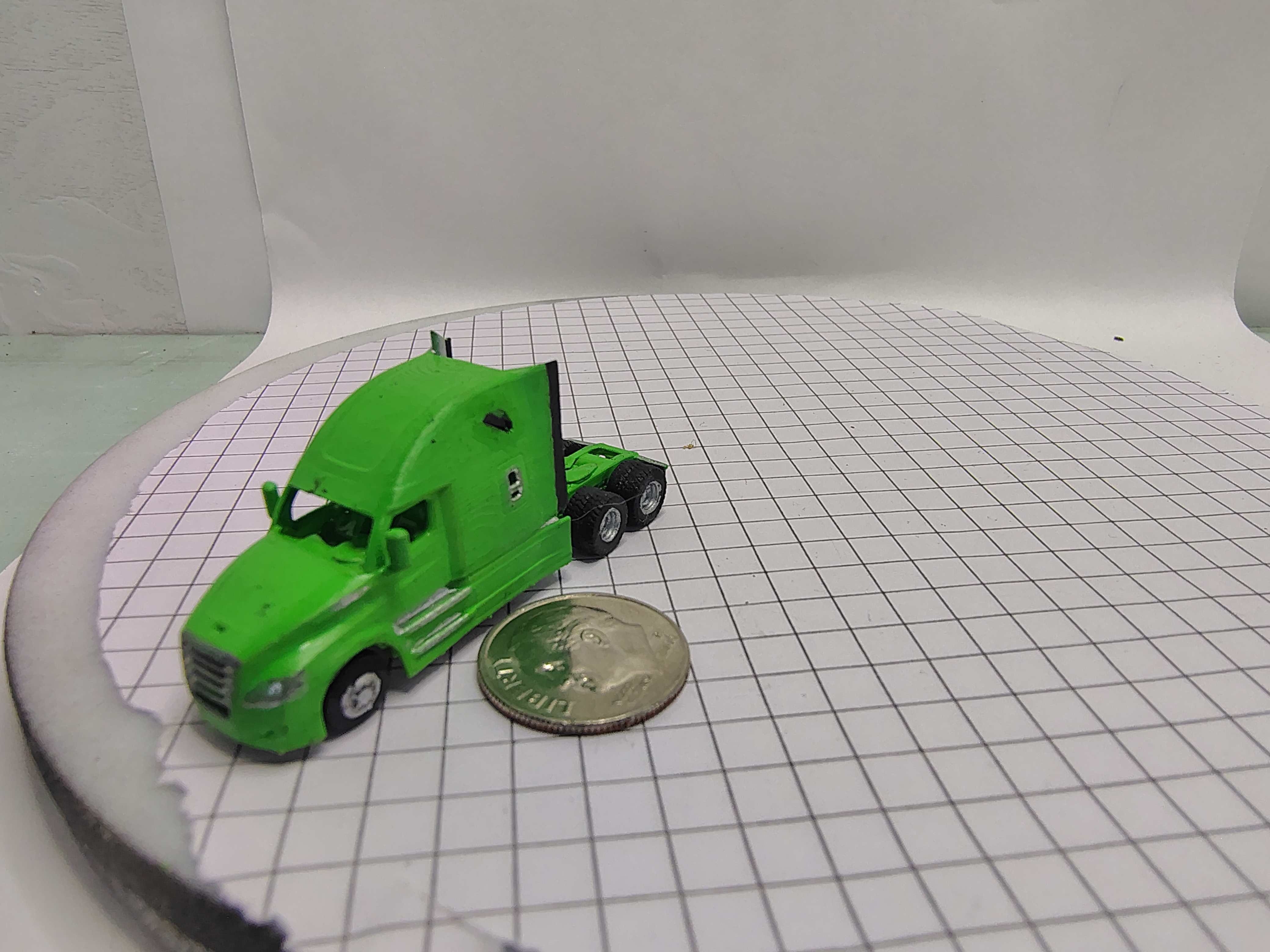 N Scale Freightliner Cascadia Sleeper 