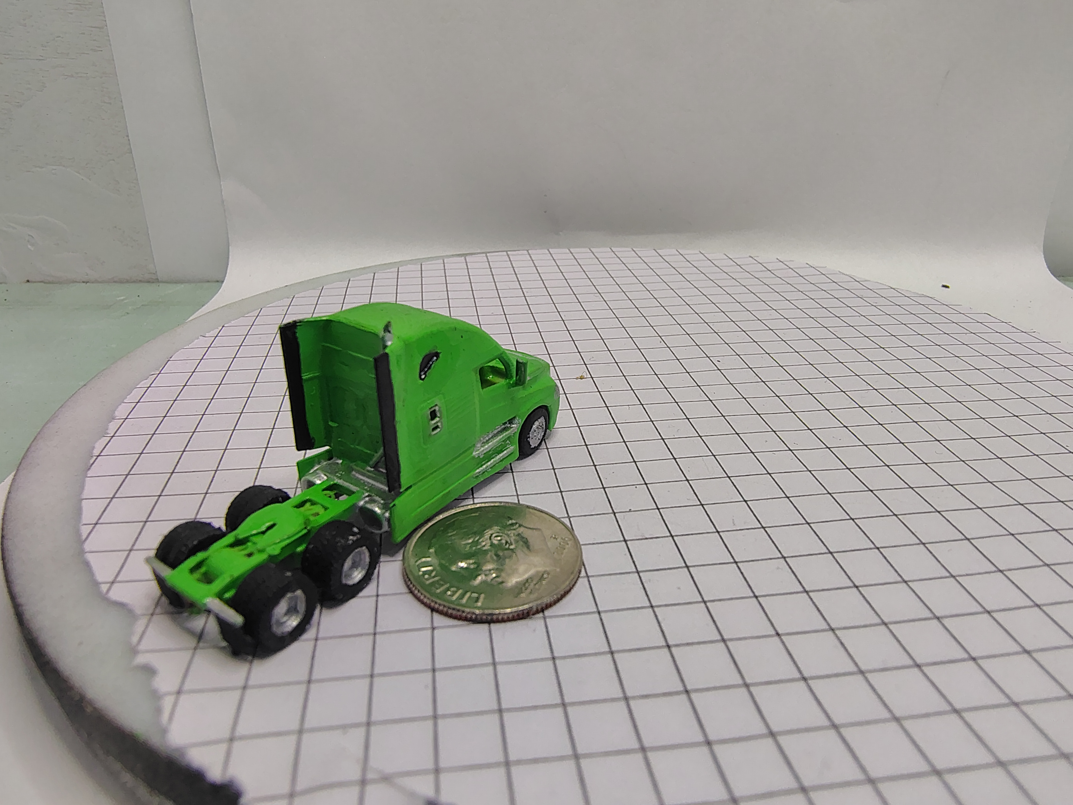 N Scale Freightliner Cascadia Sleeper 