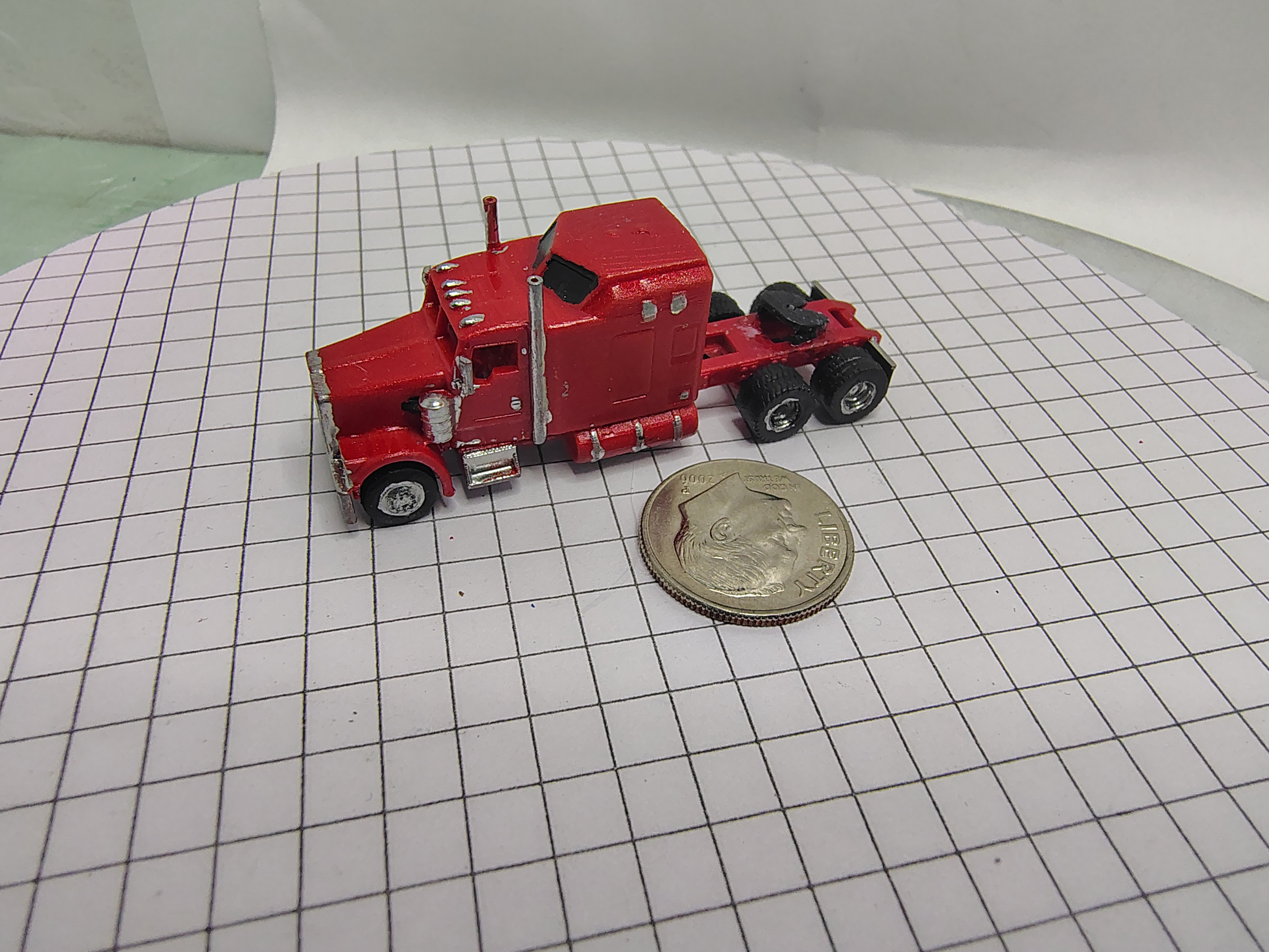 N Scale Kenworth W-900 Aerodyne Sleeper