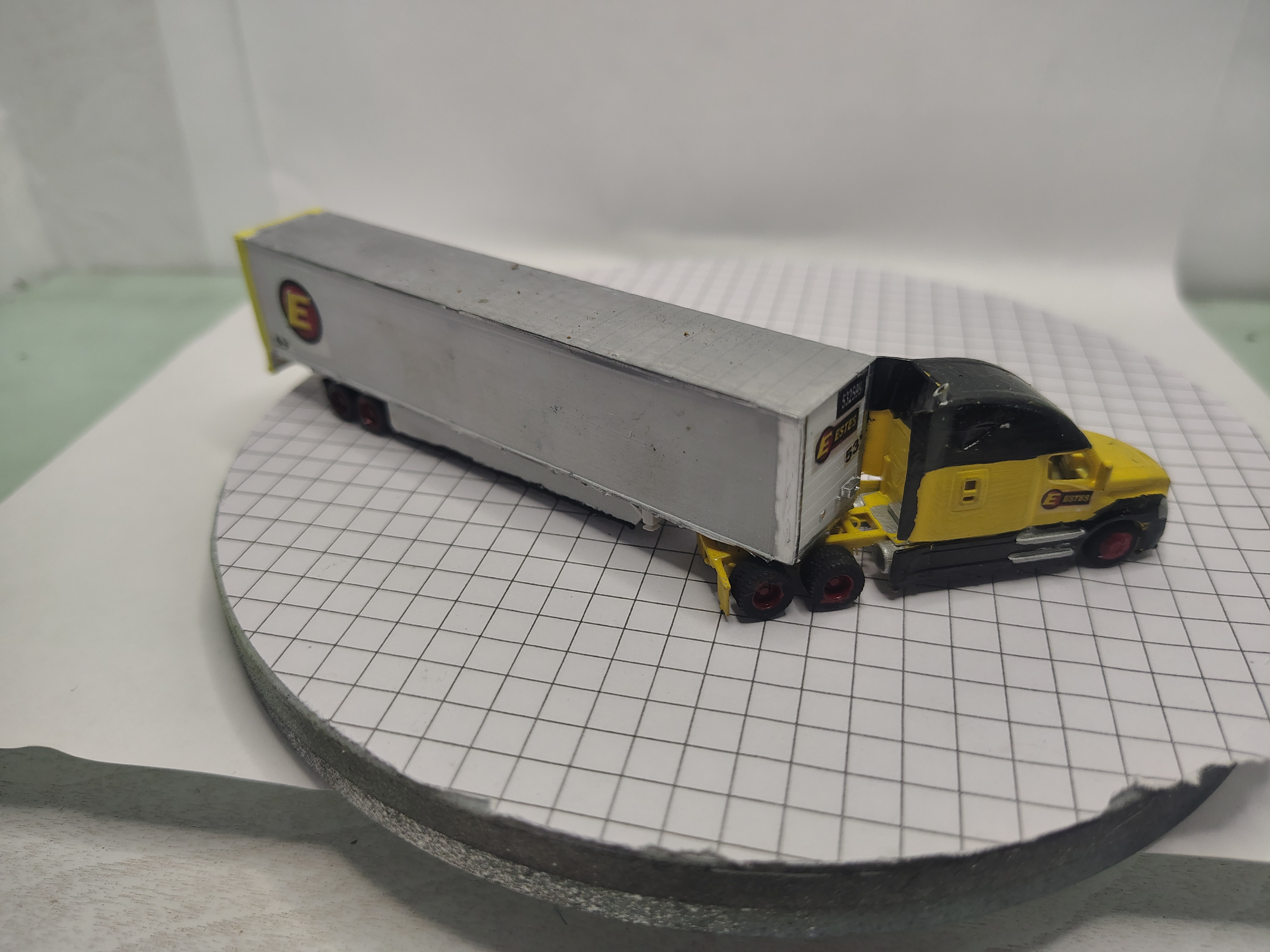 Estes Freightliner Cascadia Sleeper with 53 foot dry van set