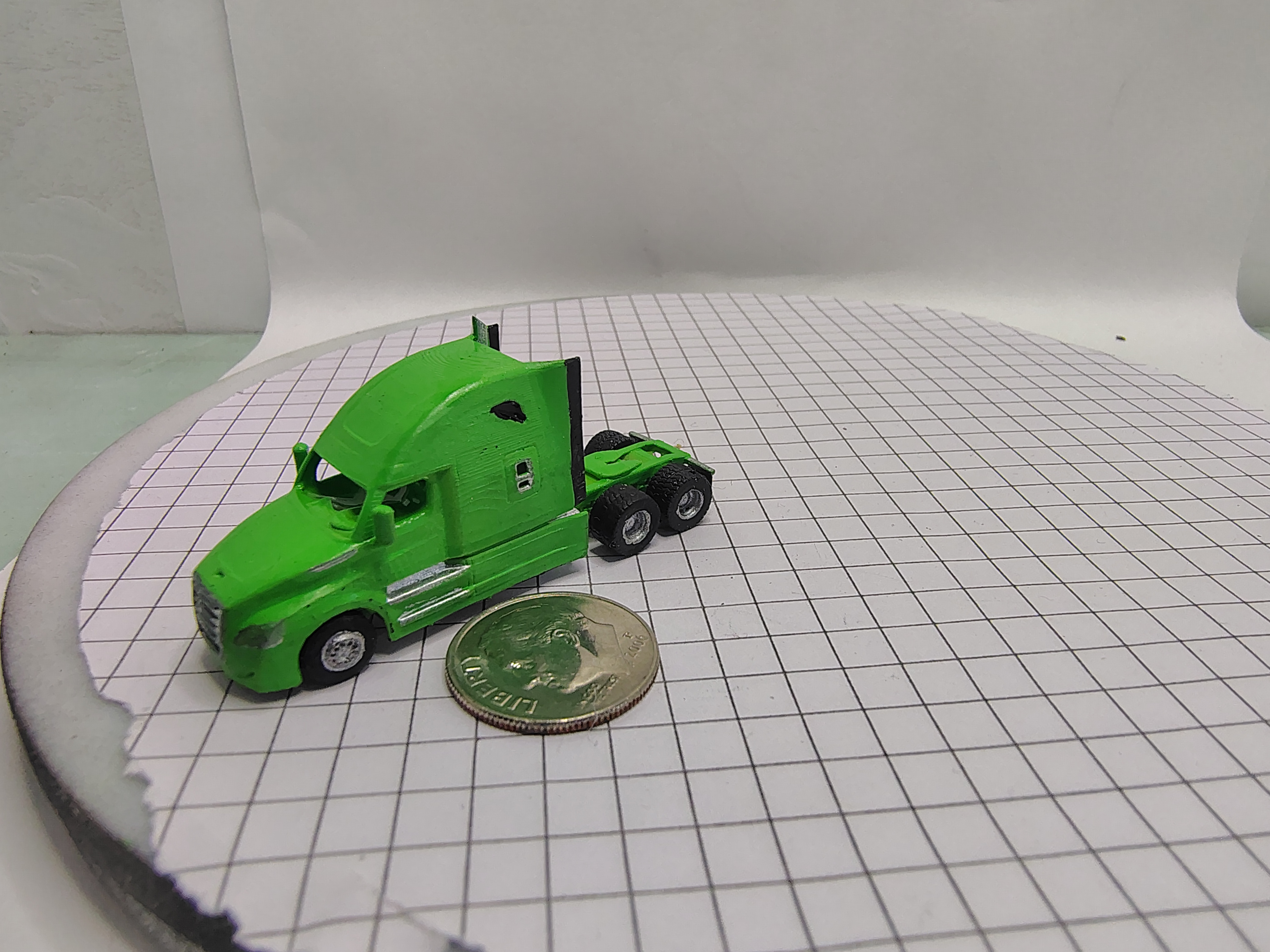 N Scale Freightliner Cascadia Sleeper 