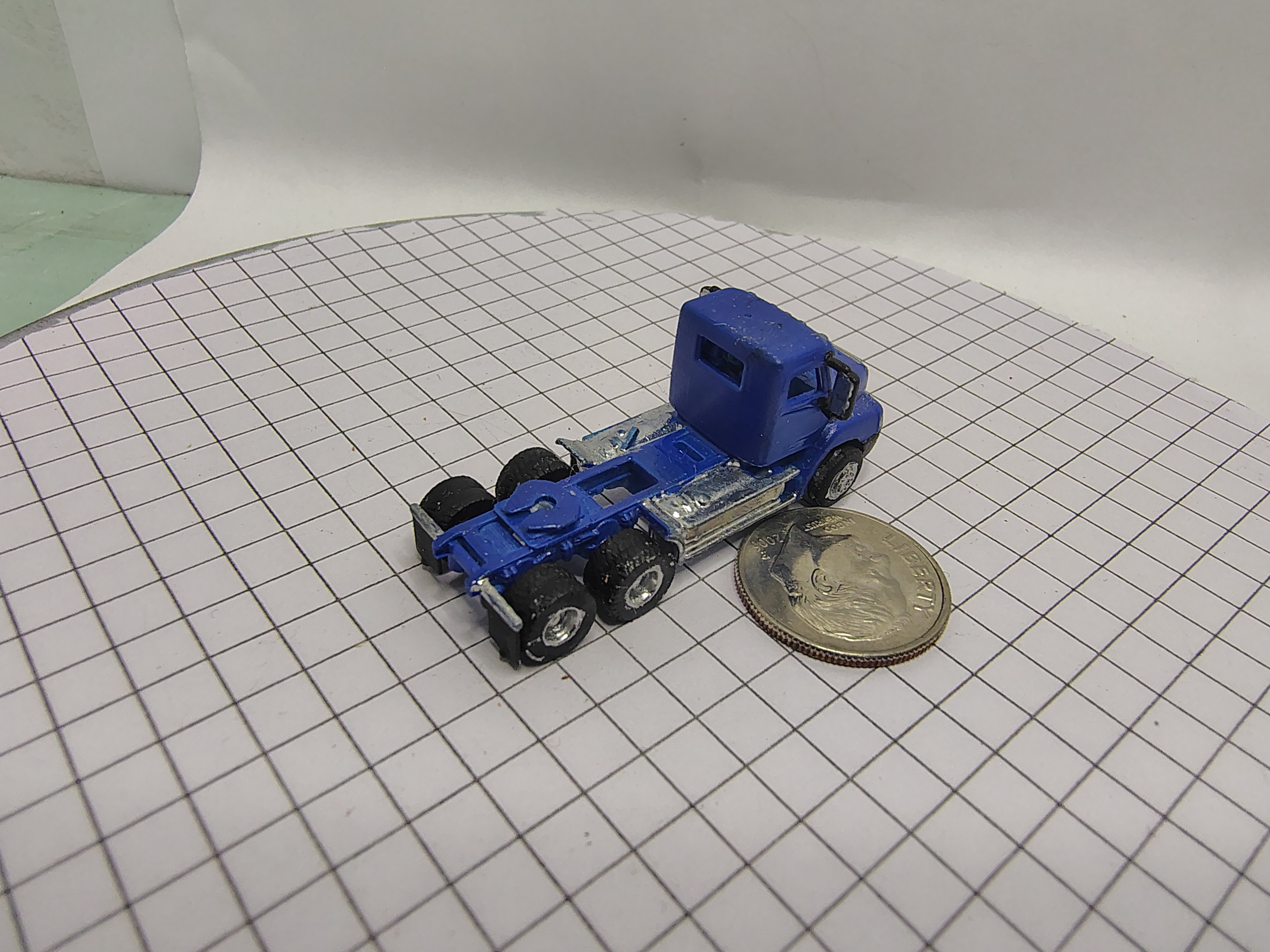 N Scale Freightliner Columbia Daycab