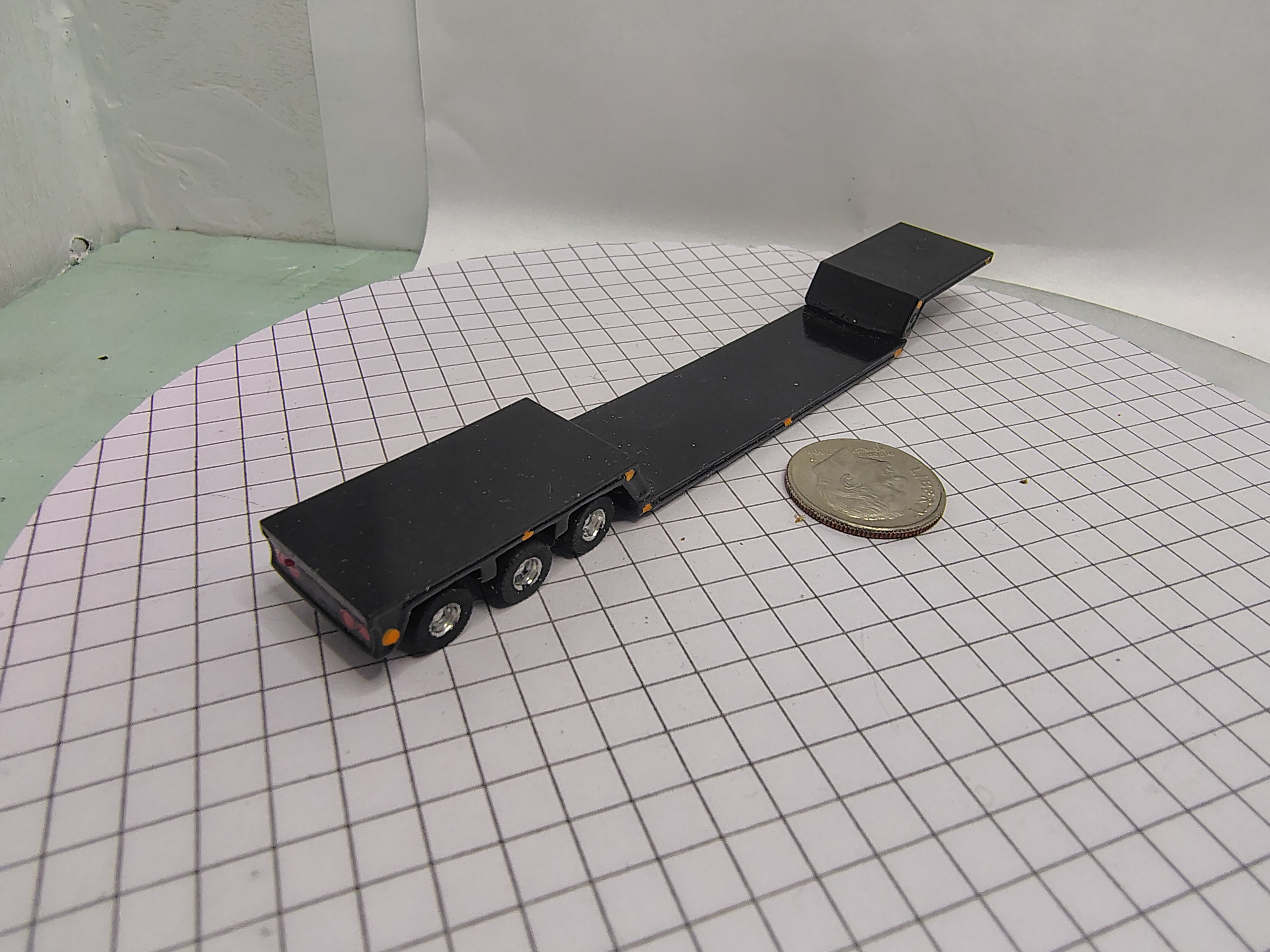 N Scale Tri-Axle Drop Deck Flatbed Trailer