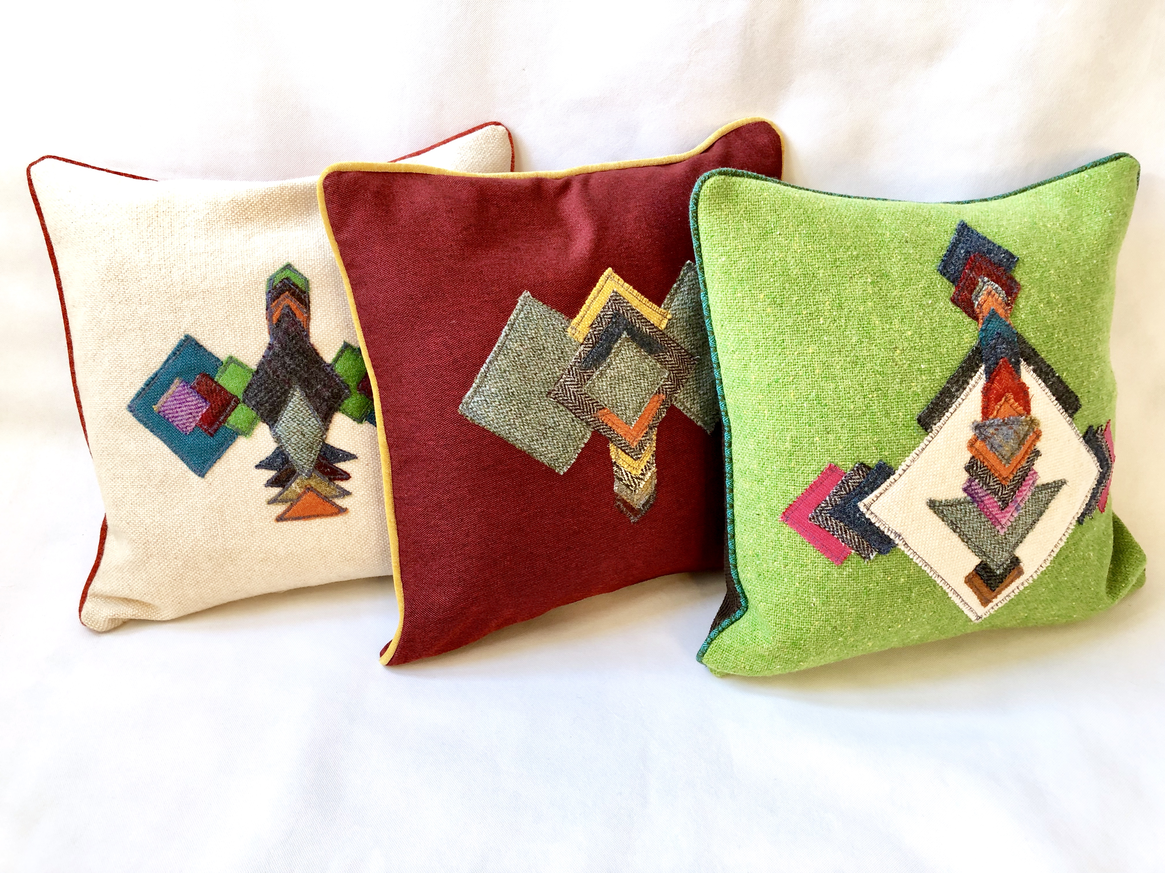 Bright Green Stingray Applique Cushion