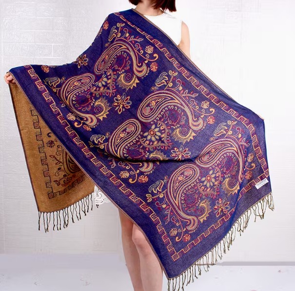 Paisley Pattern Wool Shawl (Purple)