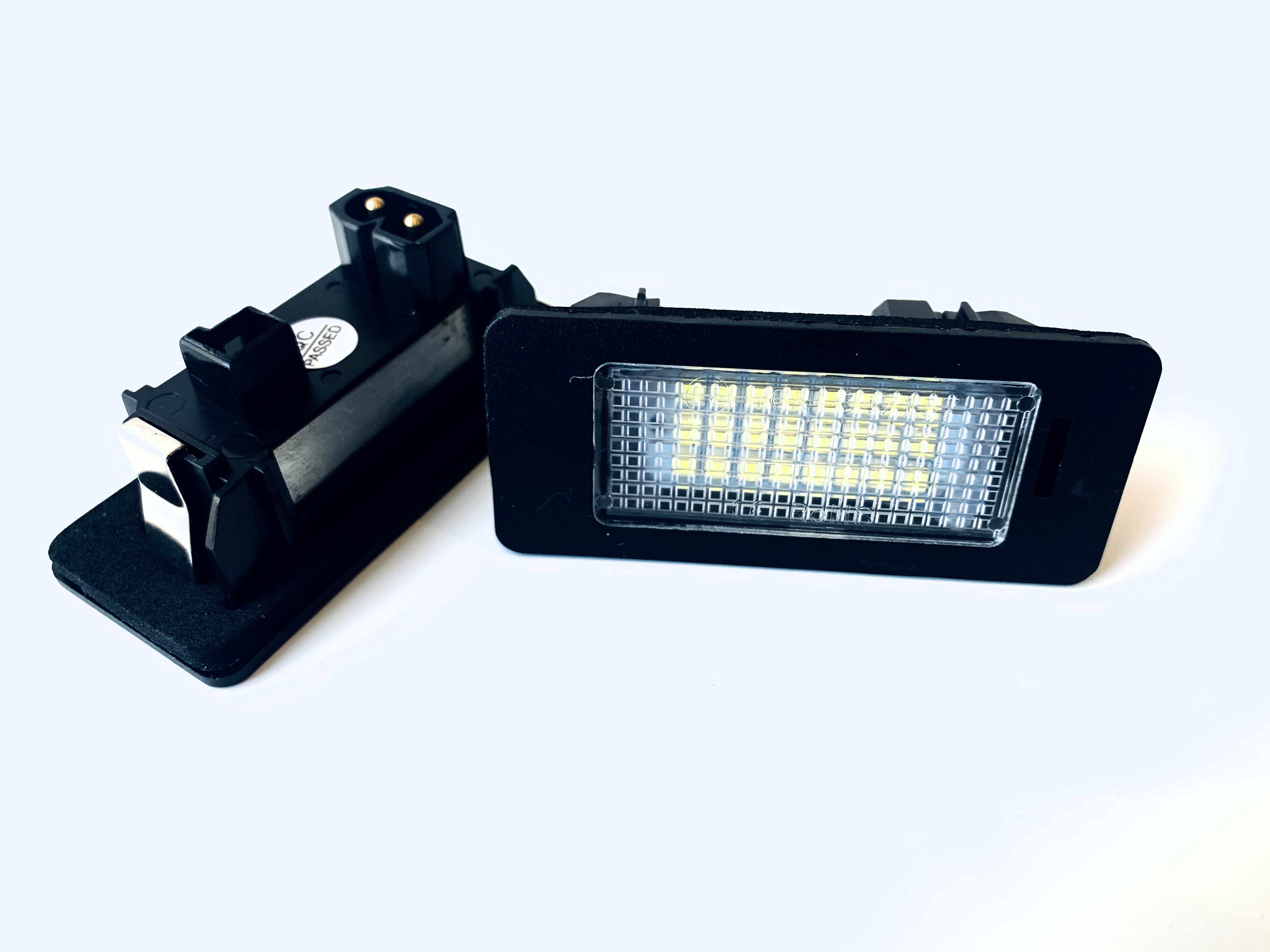 BMW E90/E91, E92, E93, E39, E60/E61, E84, E70, E71, E72 LED numerio apšvietimas