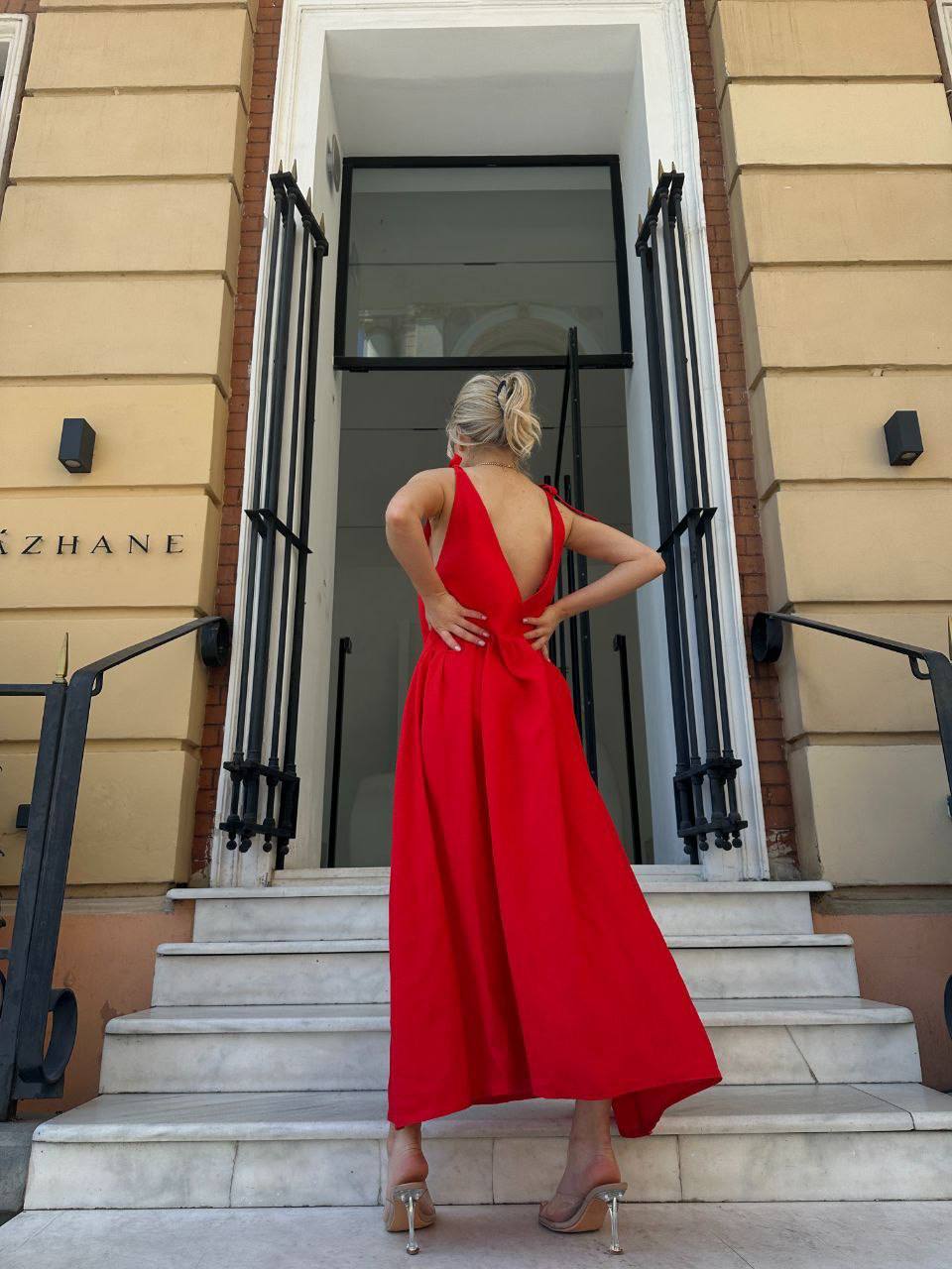 Raudona lininė suknelė - sarafanas