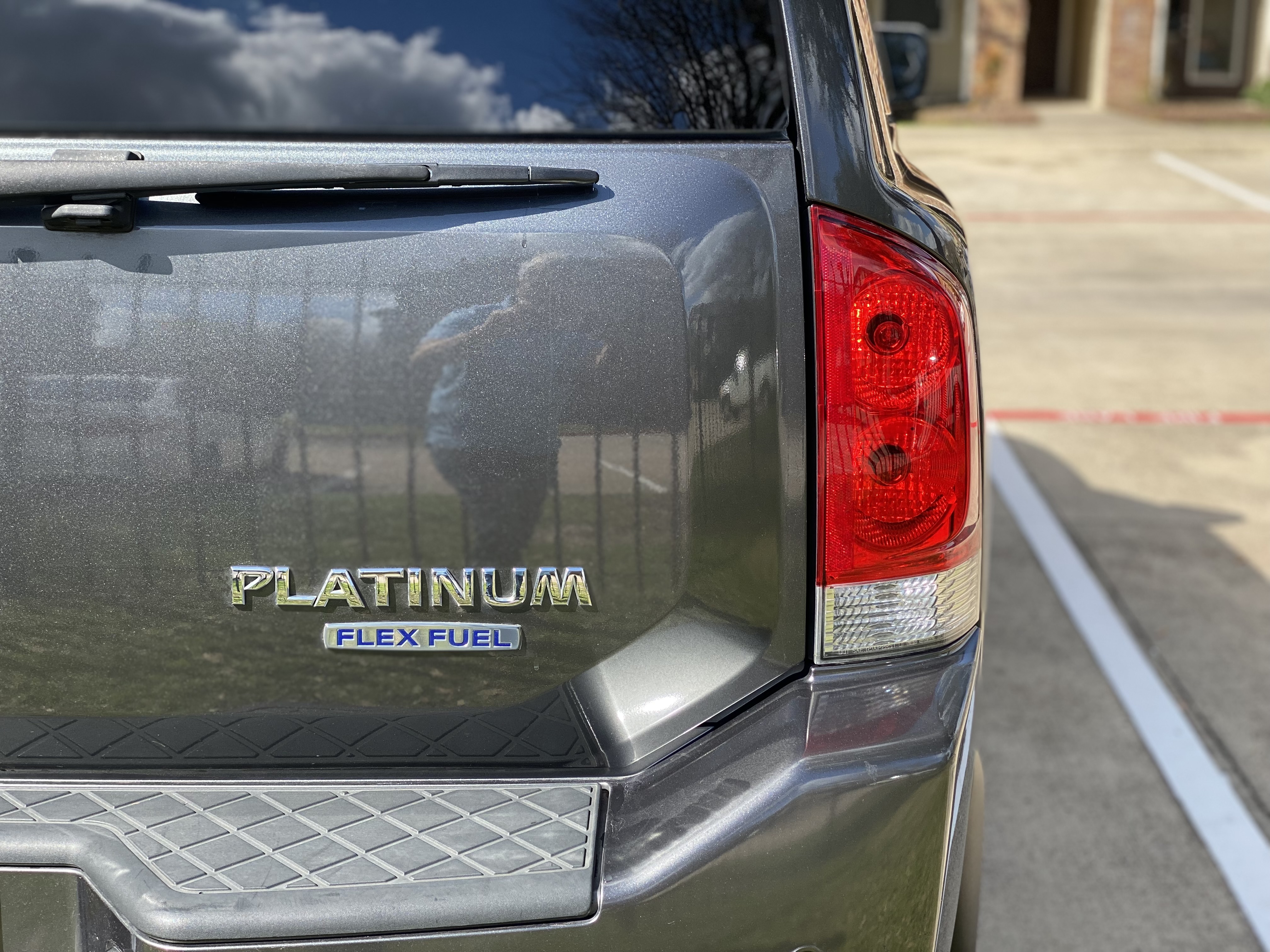 2012 Nissan Armada Platinum 