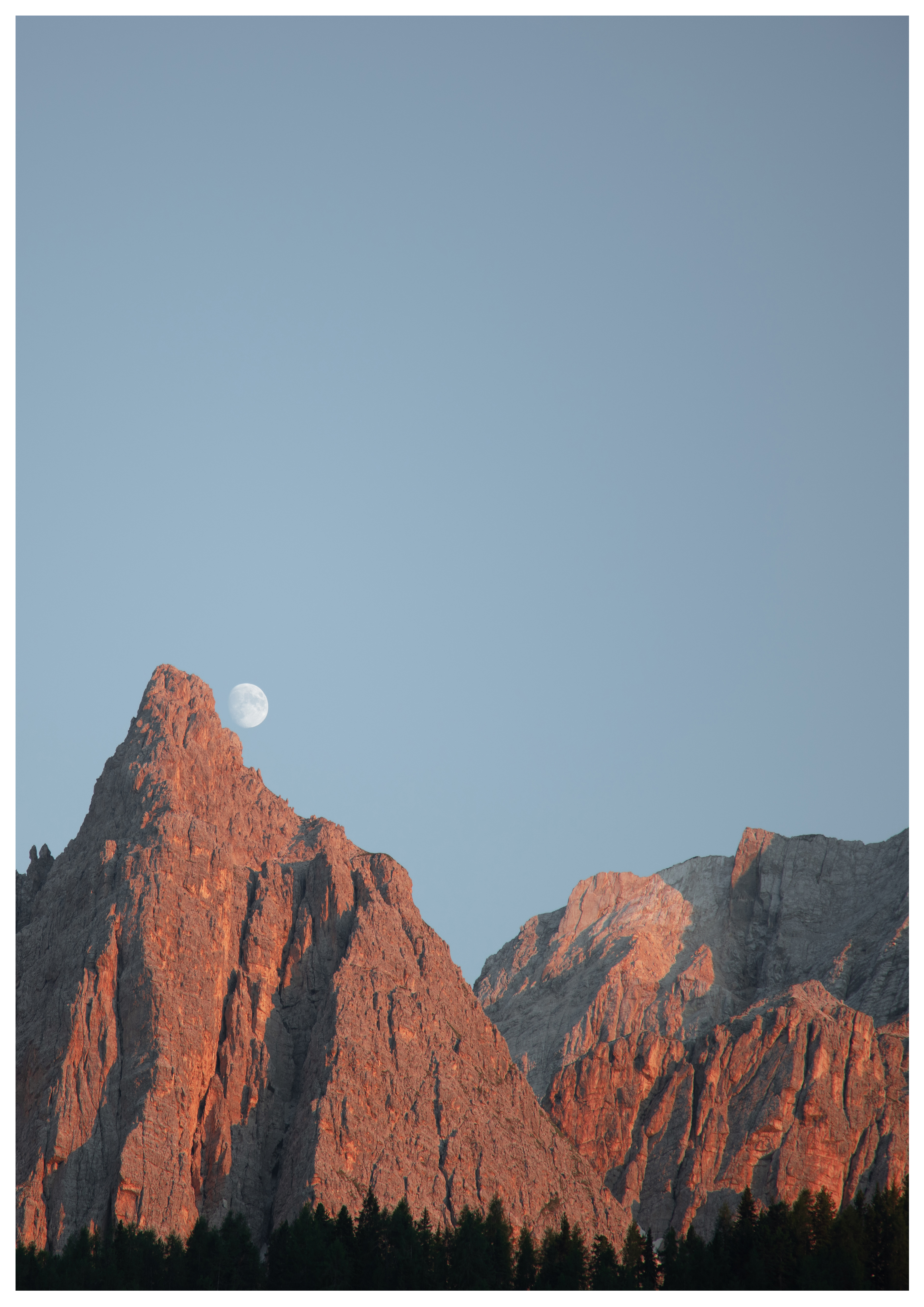 Dolomites moon 
