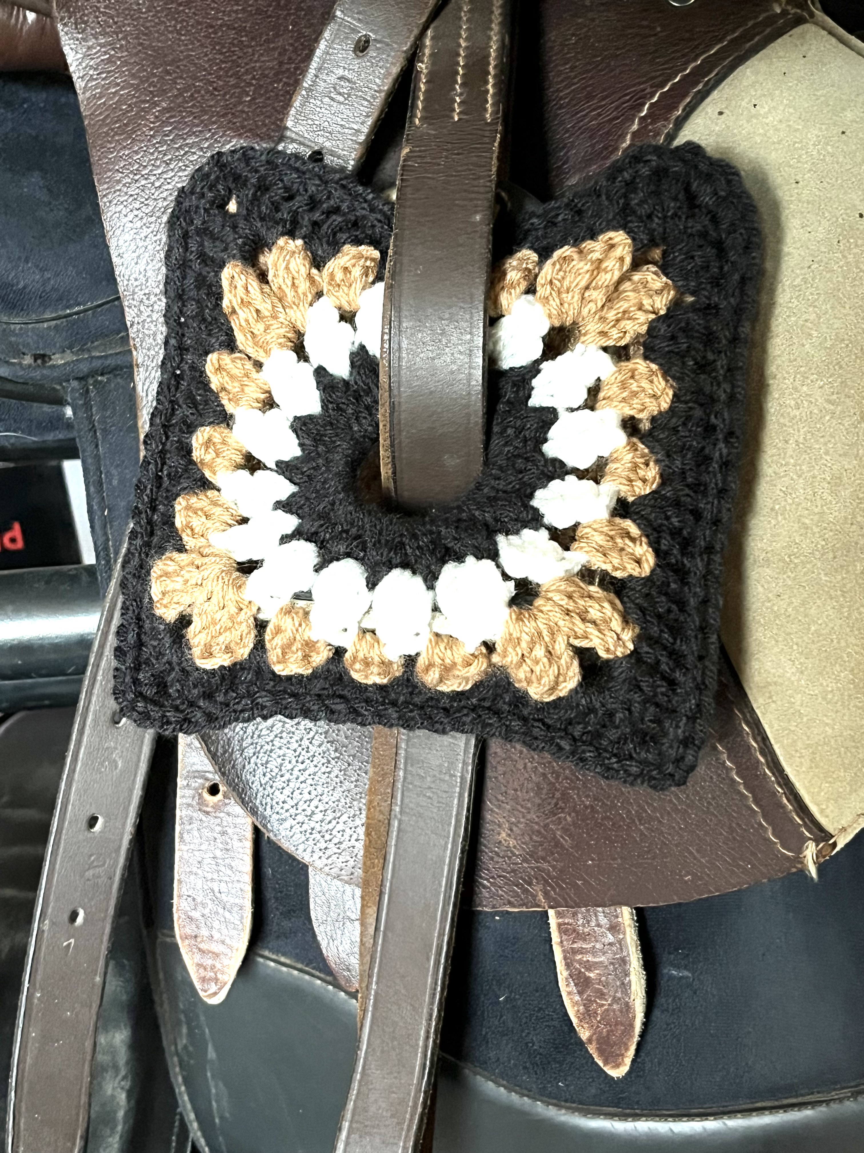 English Stirrup Cover Retro Granny Style