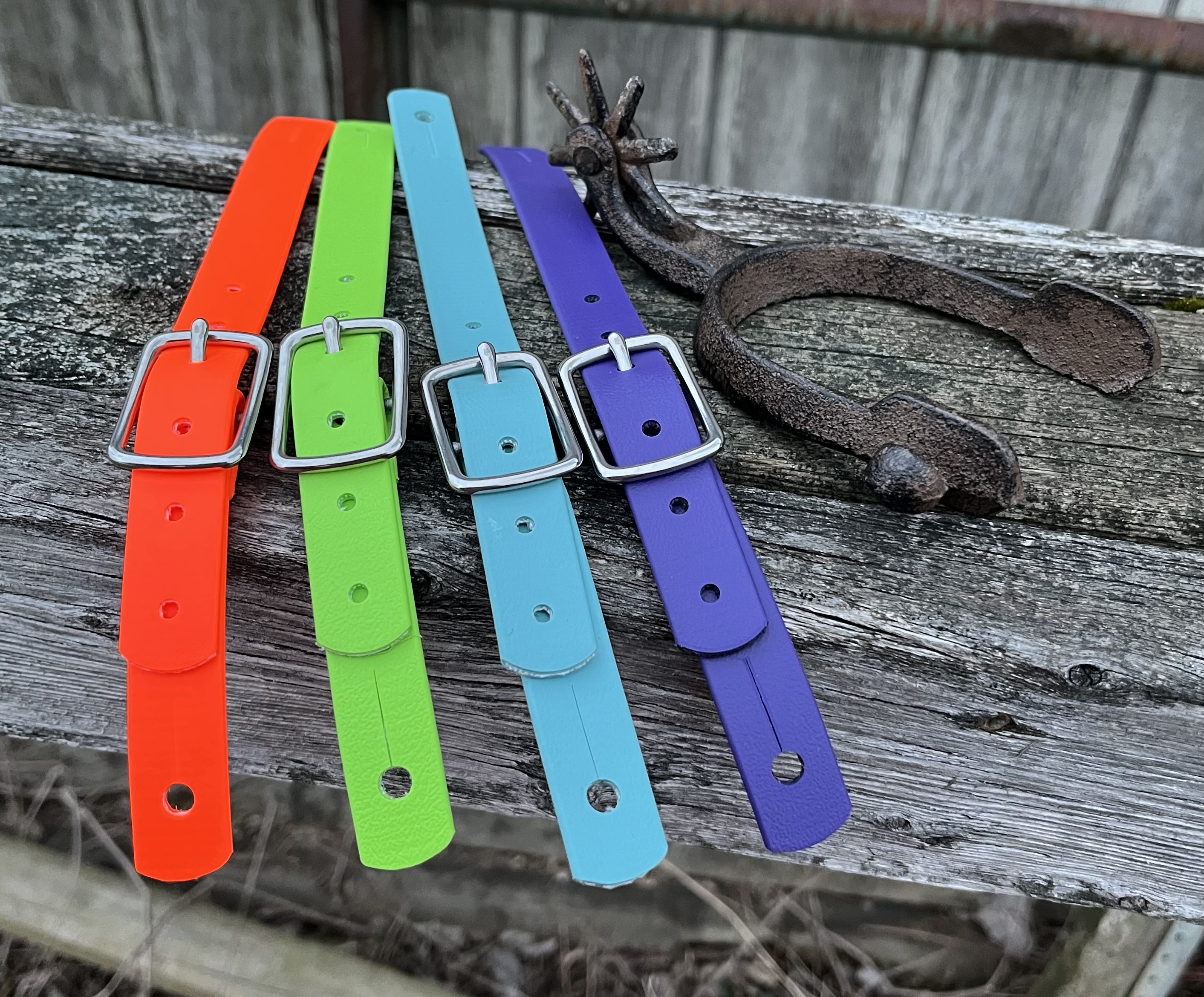 Design your own Western Spur Straps