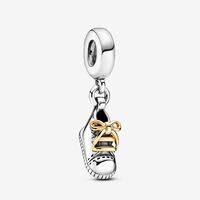 Charm colgante con forma de zapato de bebé