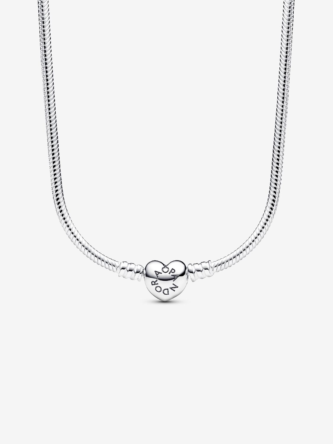 Collar de Cadena de Serpiente con Cierre de Corazón