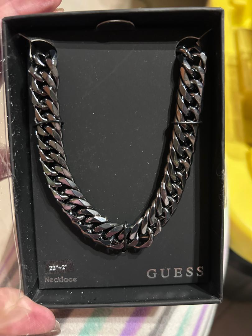 Collar Guess 