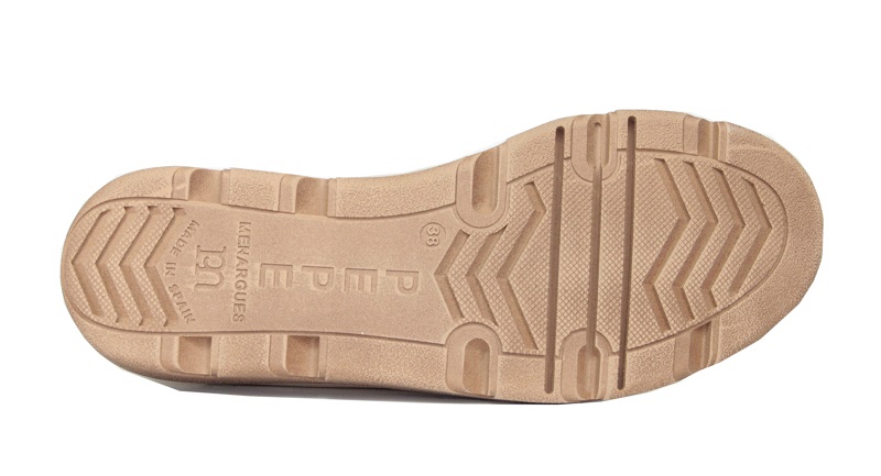 Media bota campera serraje marrón