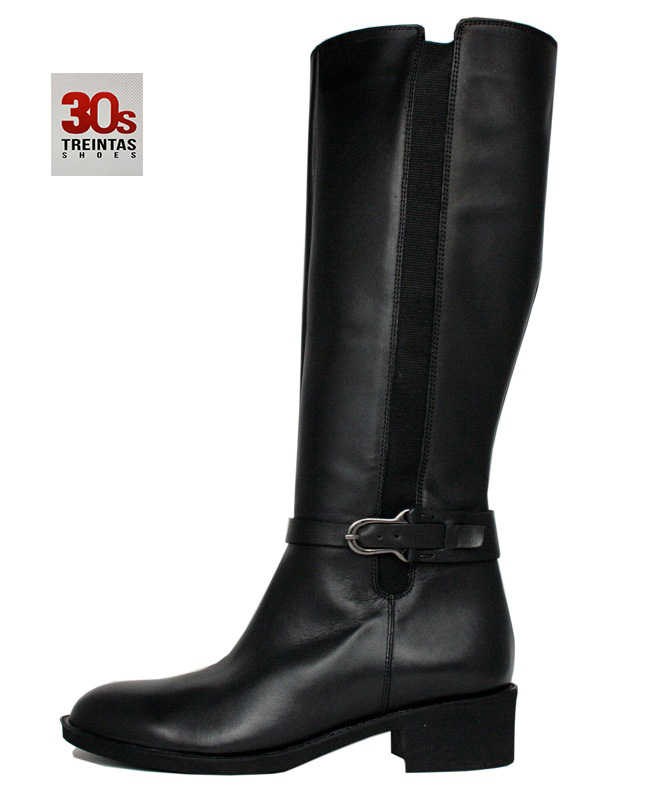 Botas de pie con elástico lateral